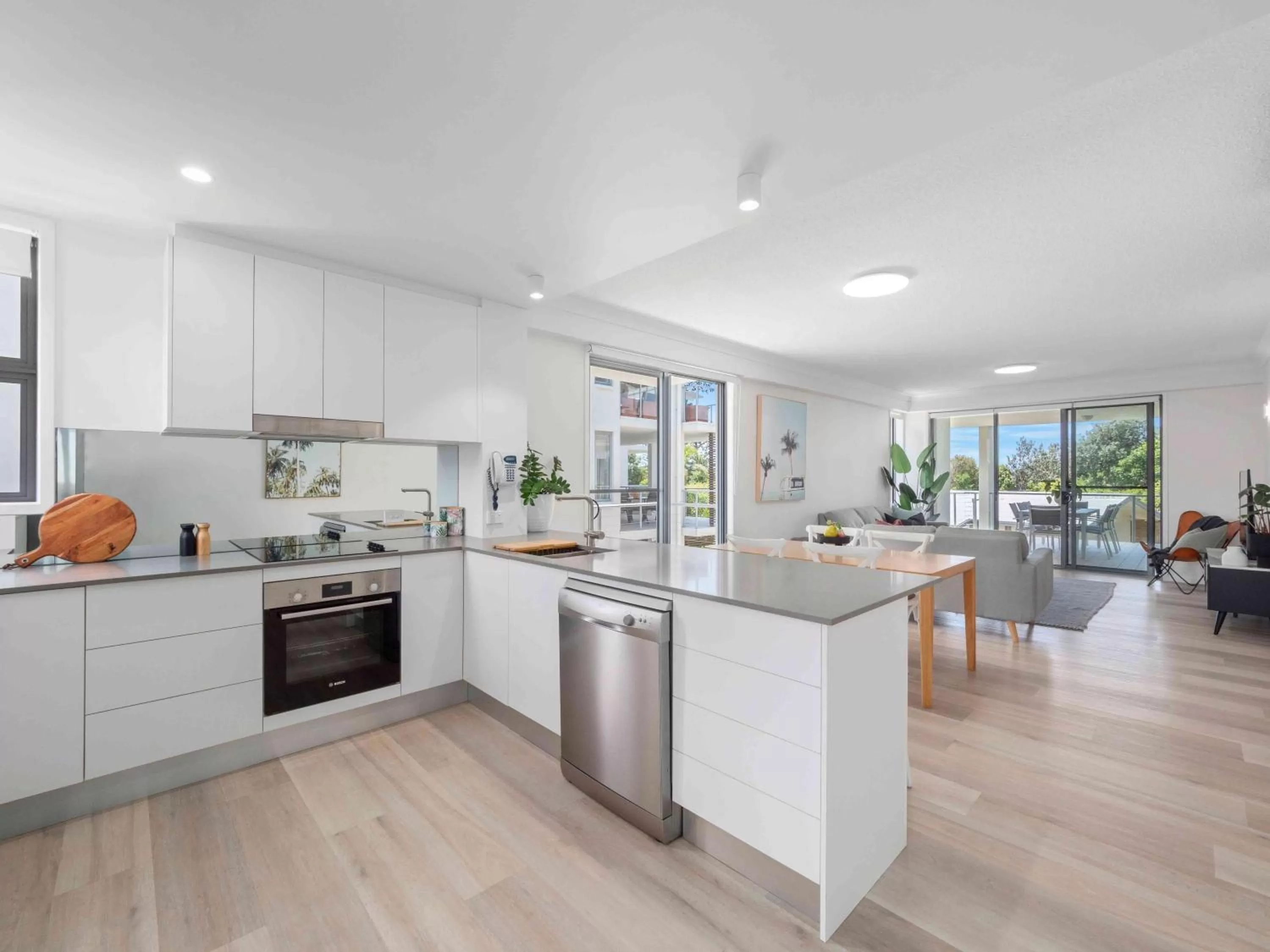Kitchen or kitchenette in Pacific Marina Apartments