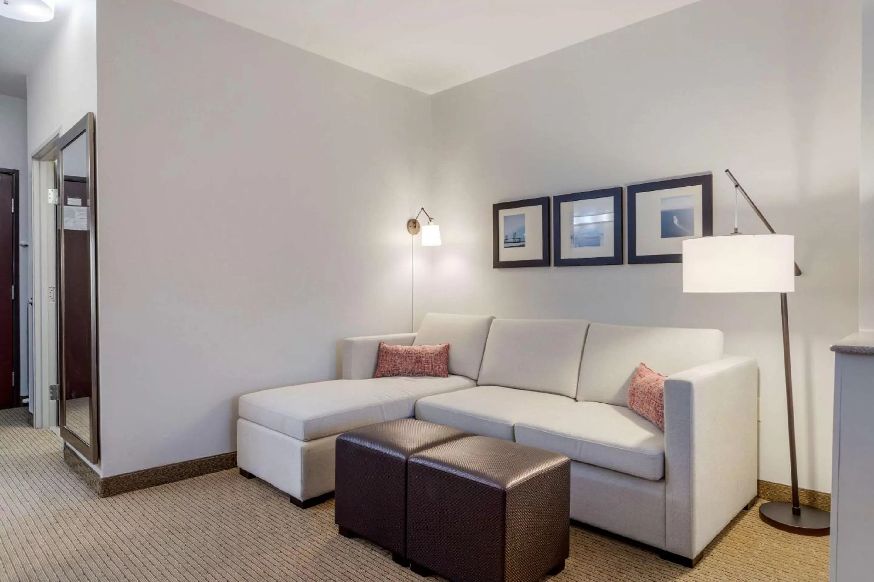 Bedroom in Comfort Suites La Porte - Baytown