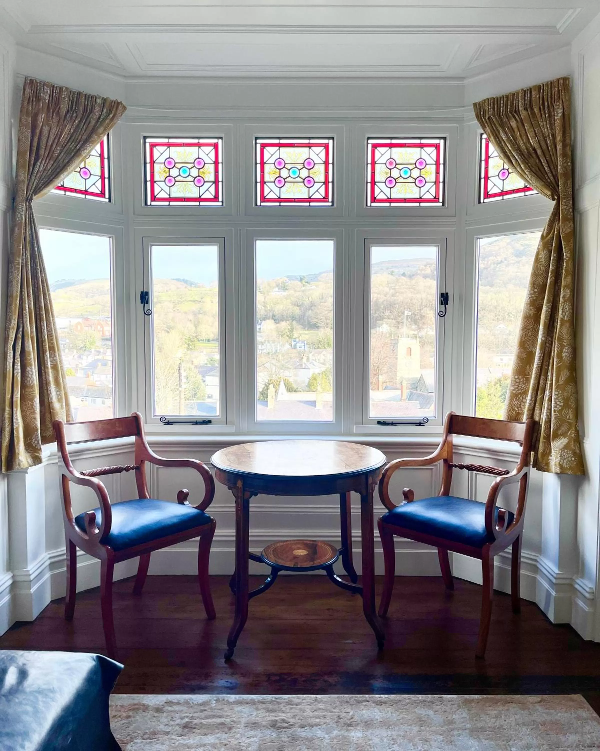 Seating Area in The Views Bed and Breakfast