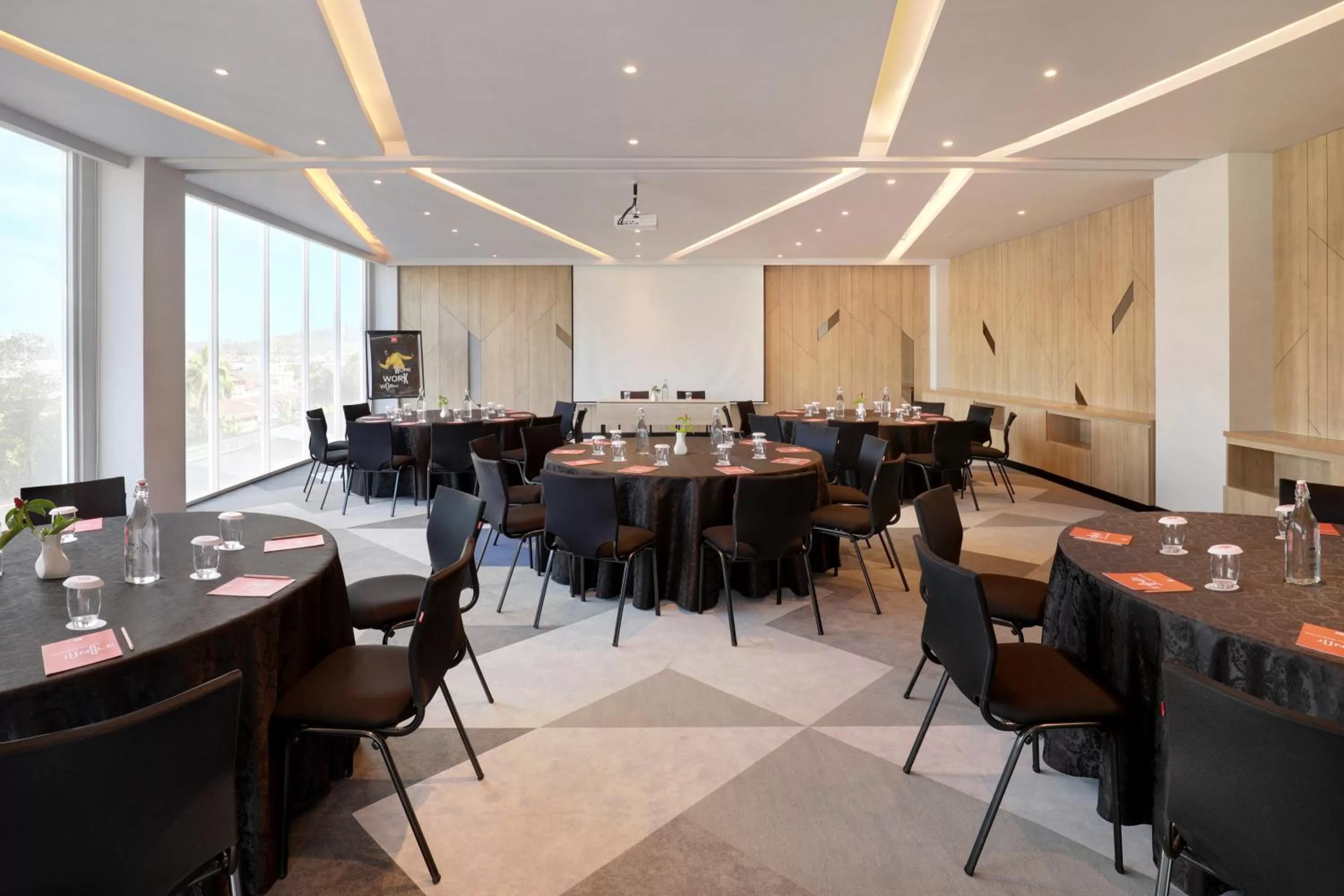 Meeting/conference room in Ibis Samarinda