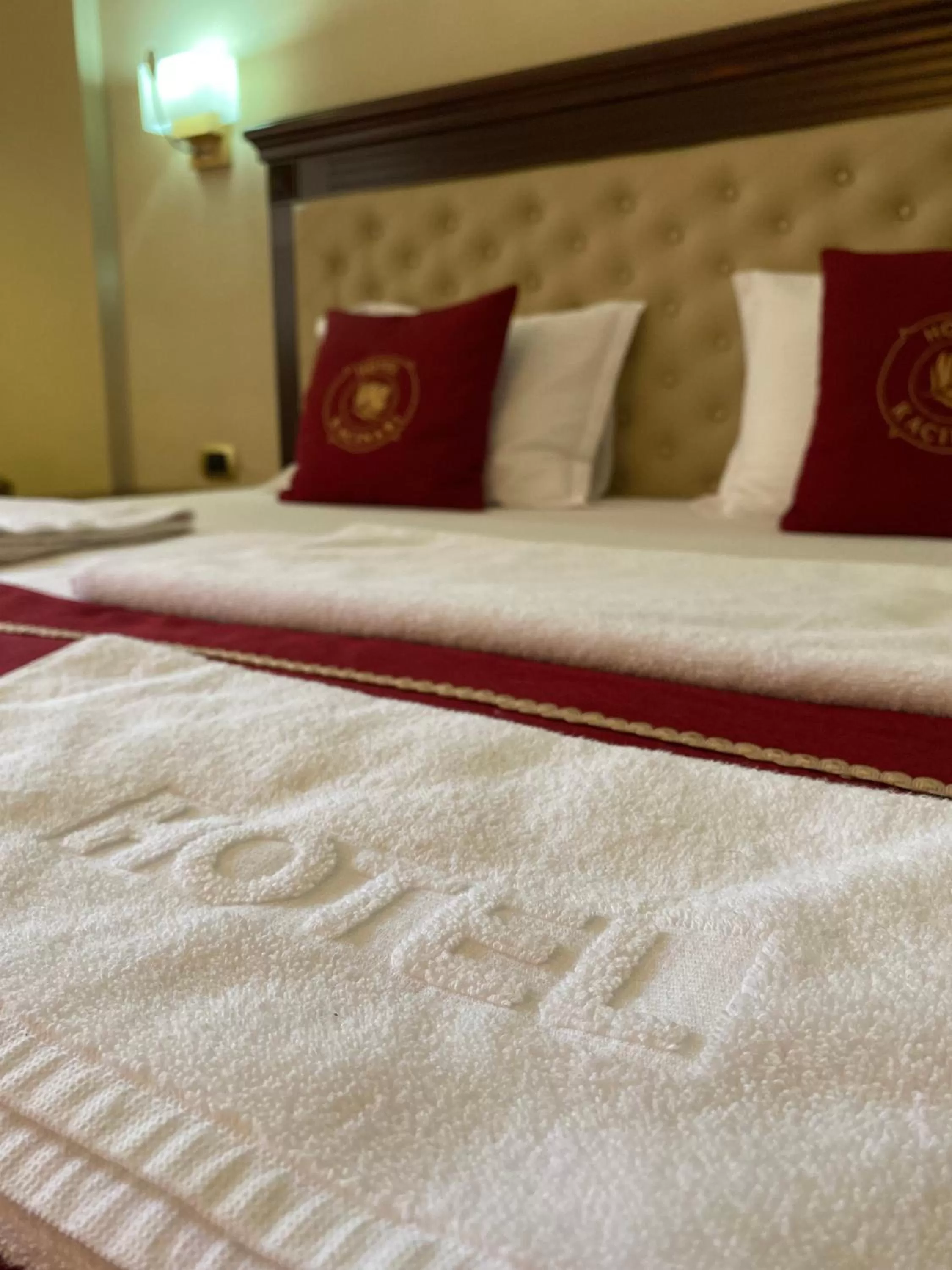 Bed in Hotel Kacinari