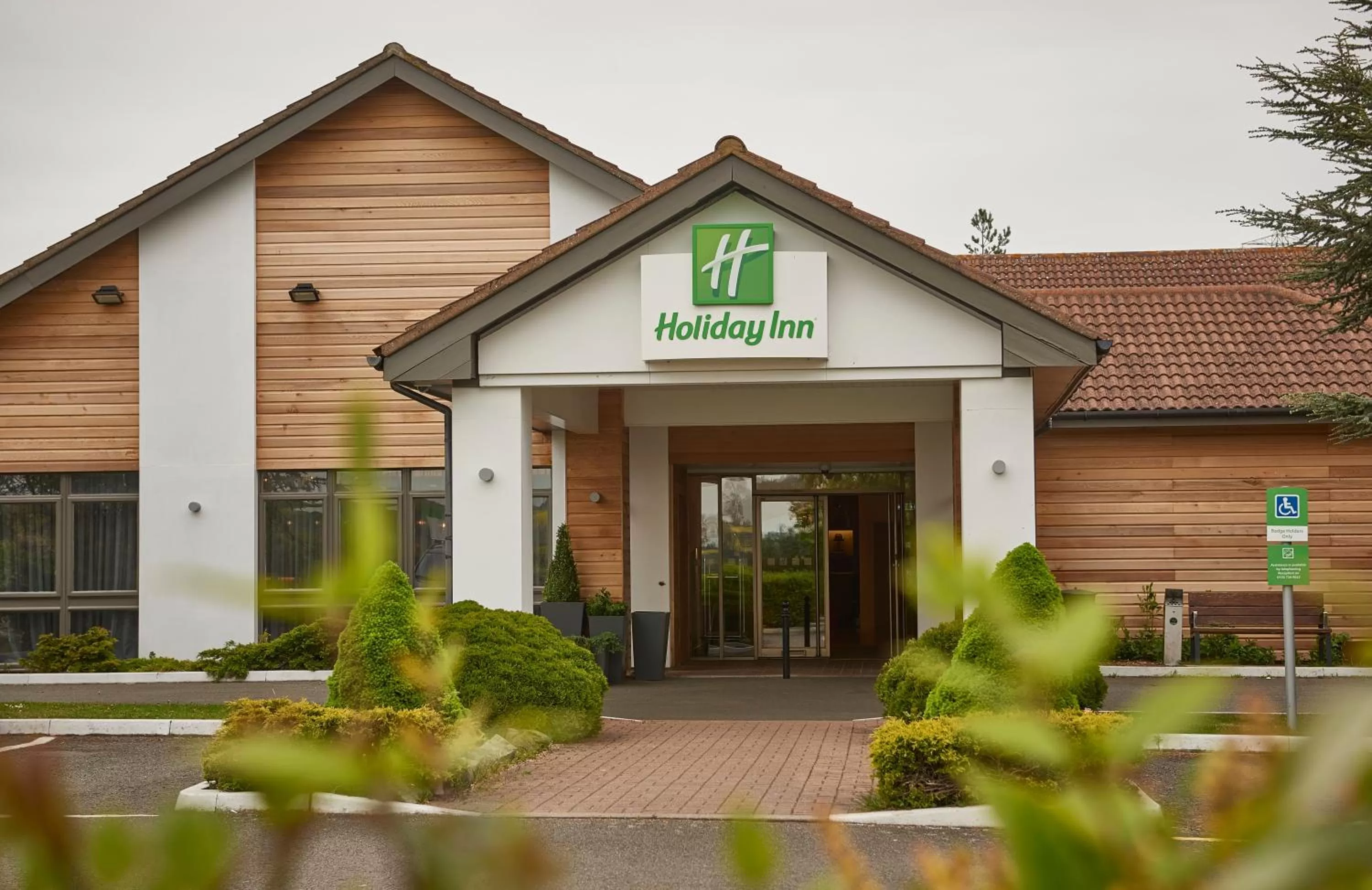Property building in Holiday Inn Northampton West M1 Junc 16 by IHG