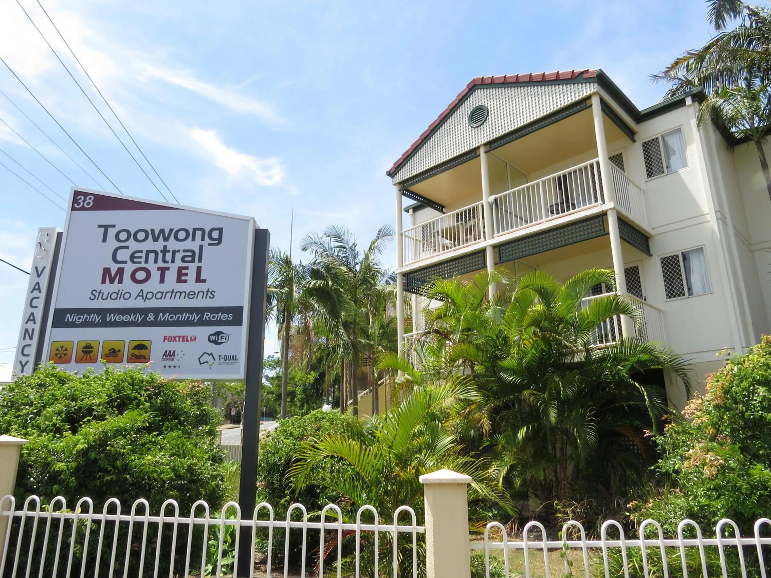 Property building in Toowong Central Motel Apartments