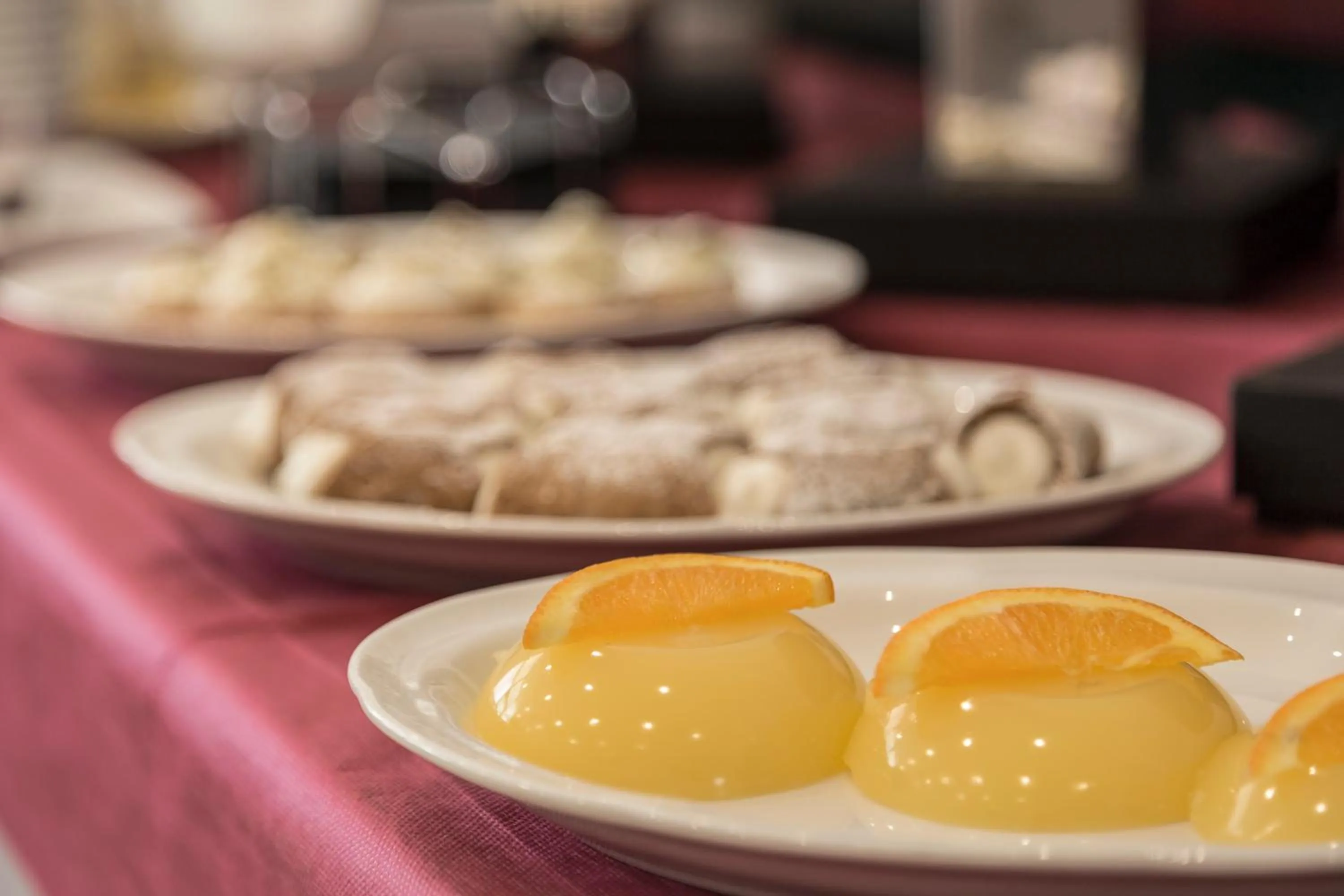 Food and drinks in Hotel Montreal