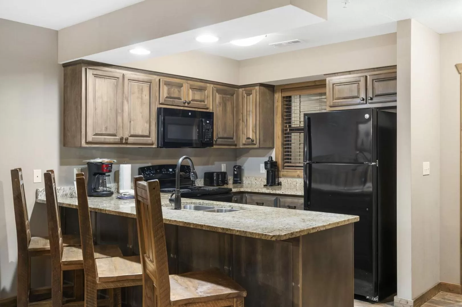 Kitchen or kitchenette in Table Rock Resorts at Indian Point