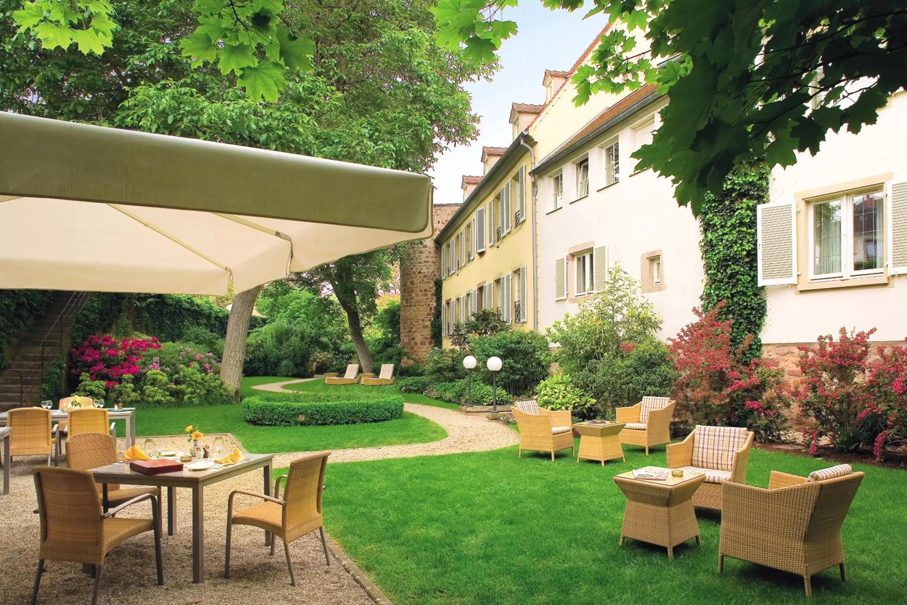 Patio in Hotel & Spa A la cour d'Alsace by HappyCulture