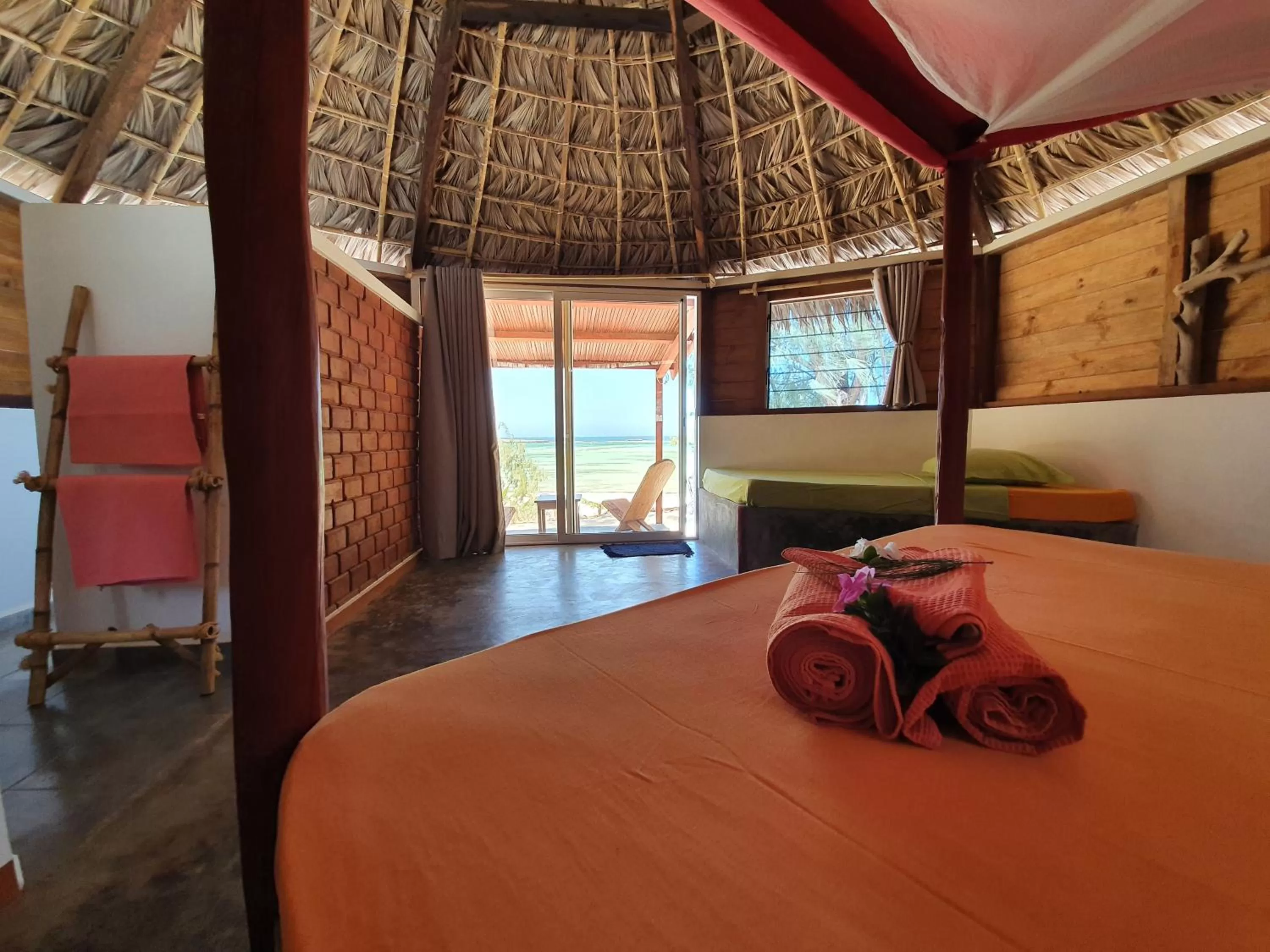 Bedroom, Bed in Ocean Lodge Kite & Windsurf