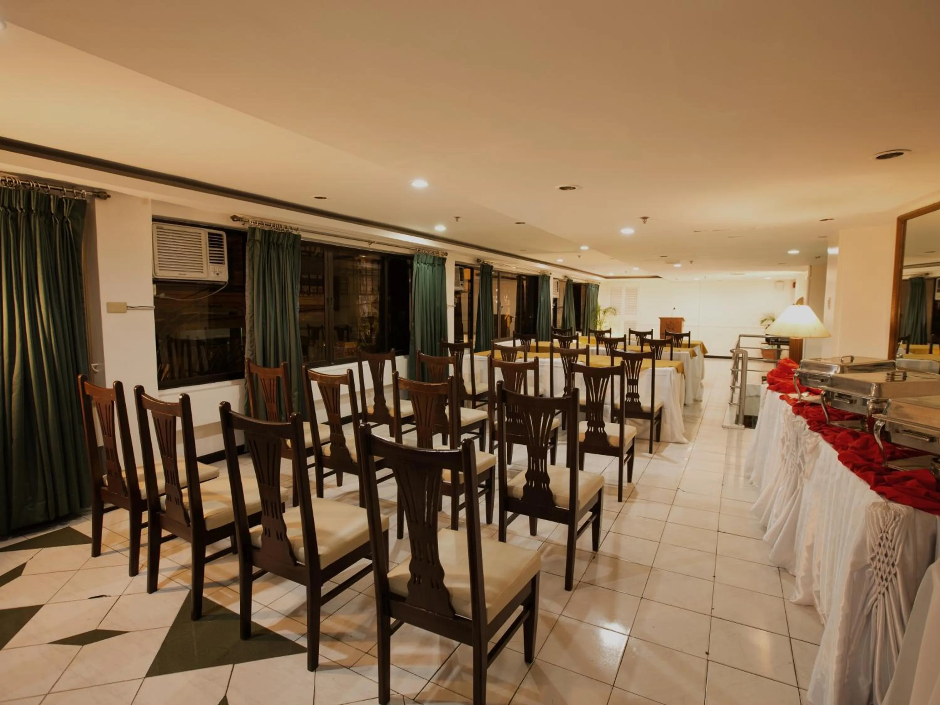 Banquet/Function facilities in Harbor Town Hotel