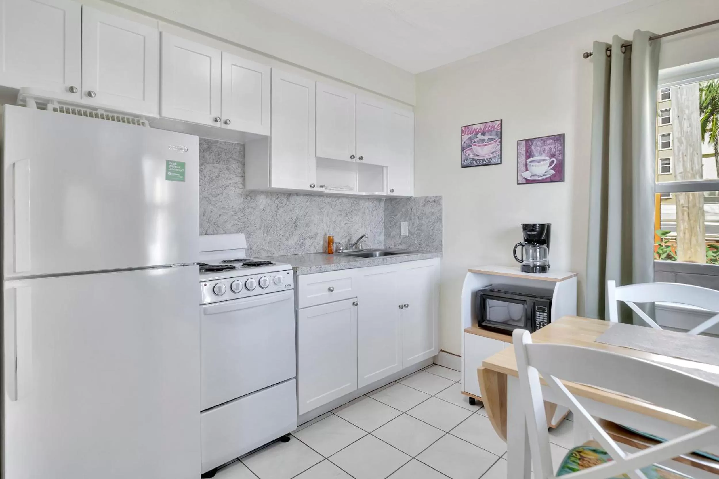 kitchen in Seahorse Guesthouse