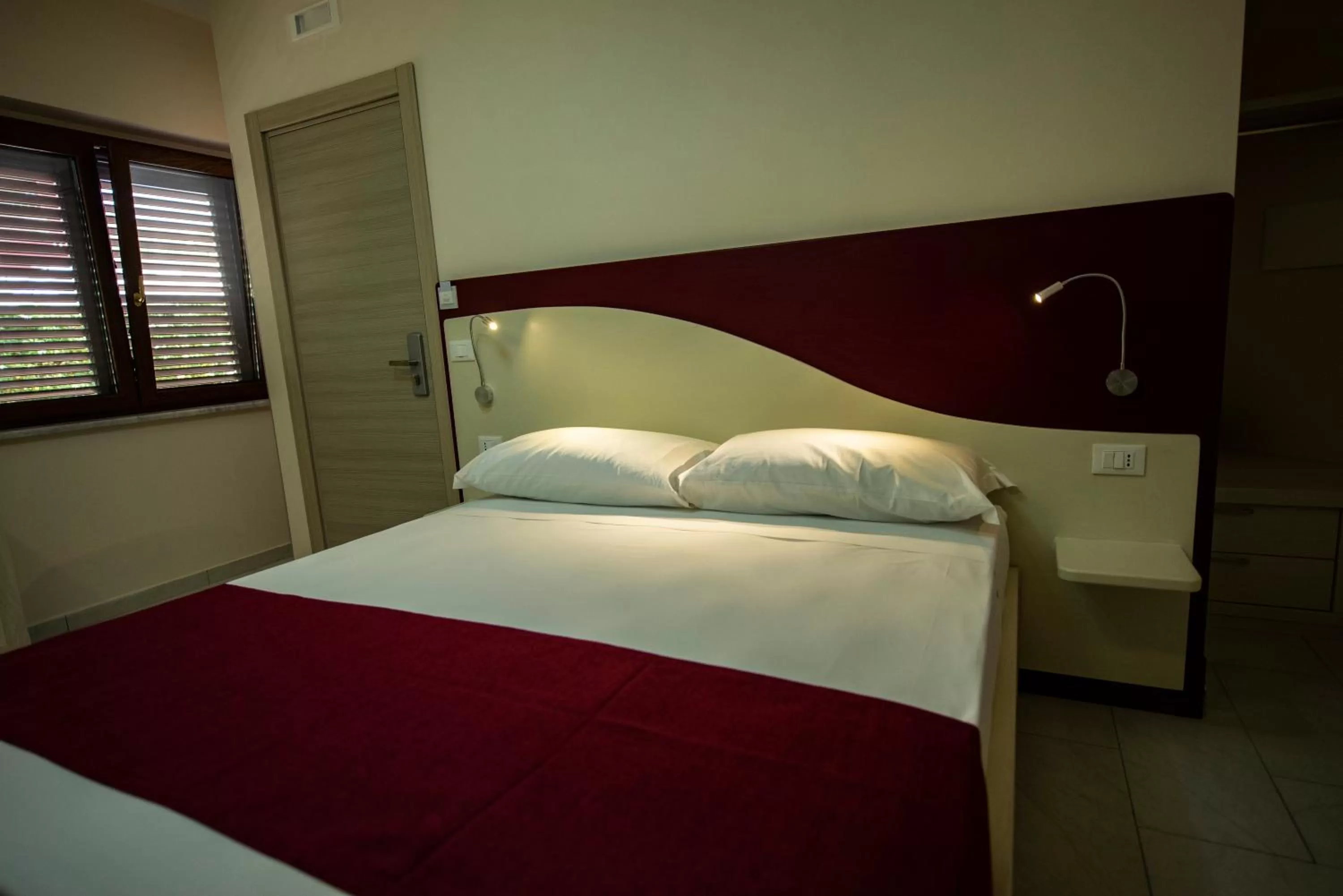 Bed in Aether Suites Tropea - Free Private Parking
