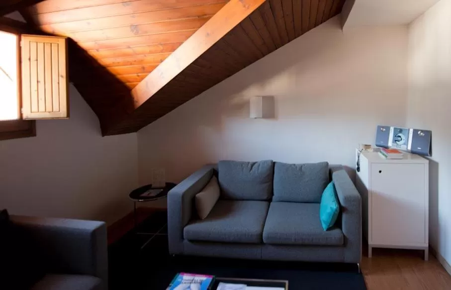 Living room in Hotel Restaurant Pessets & SPA