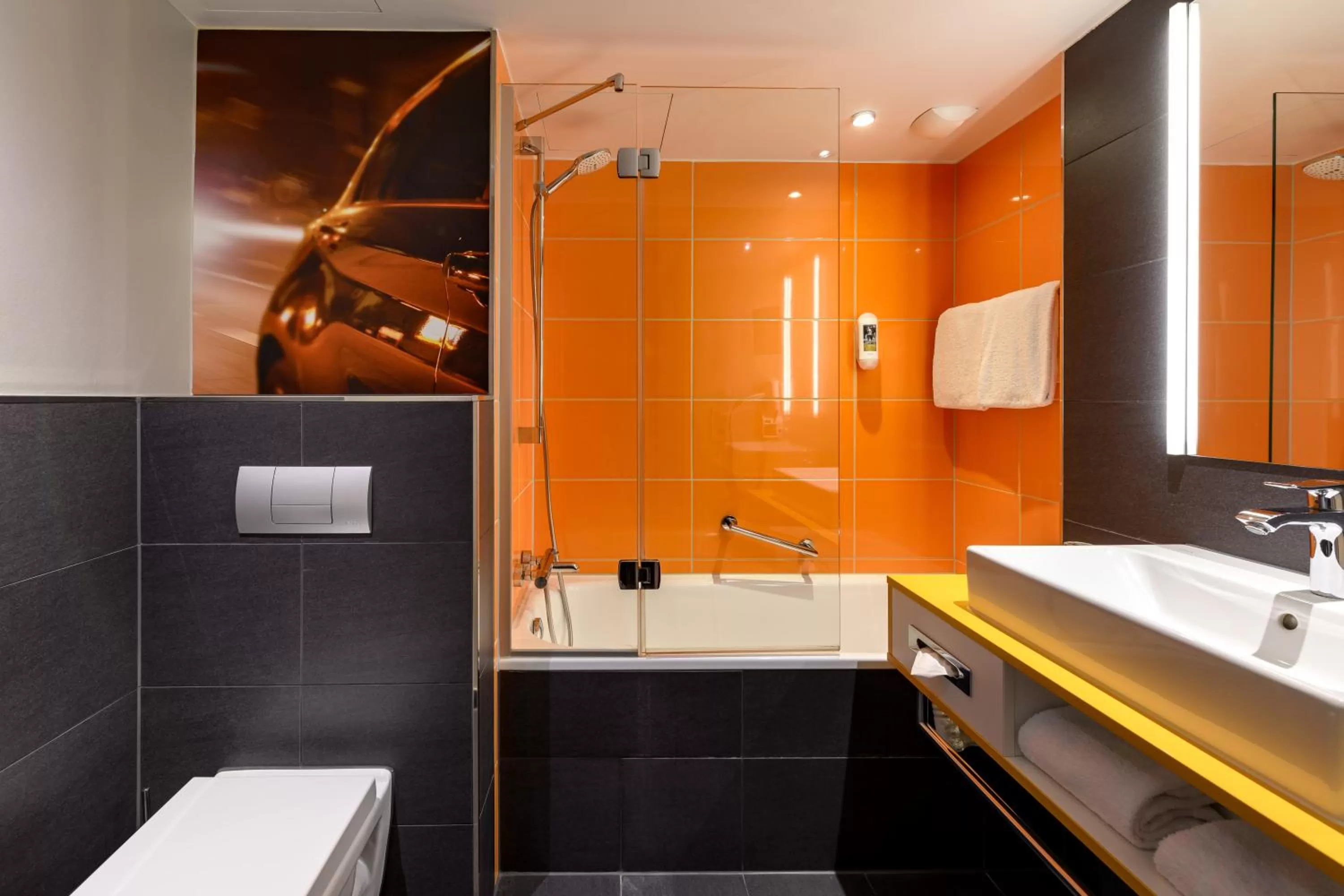 Bathroom in Mercure Hotel Köln West