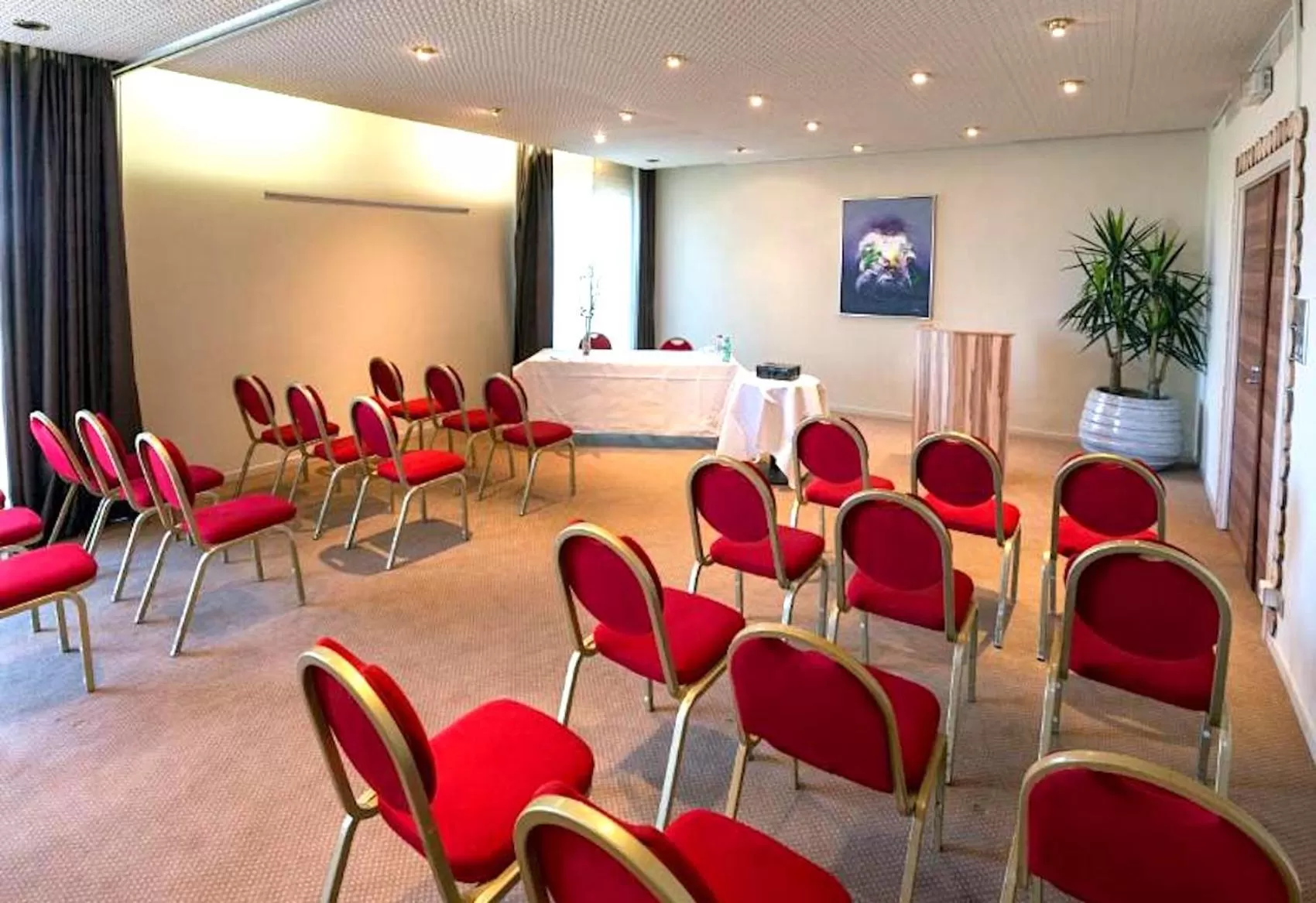 Business facilities in Kyriad Prestige Mulhouse - Basel