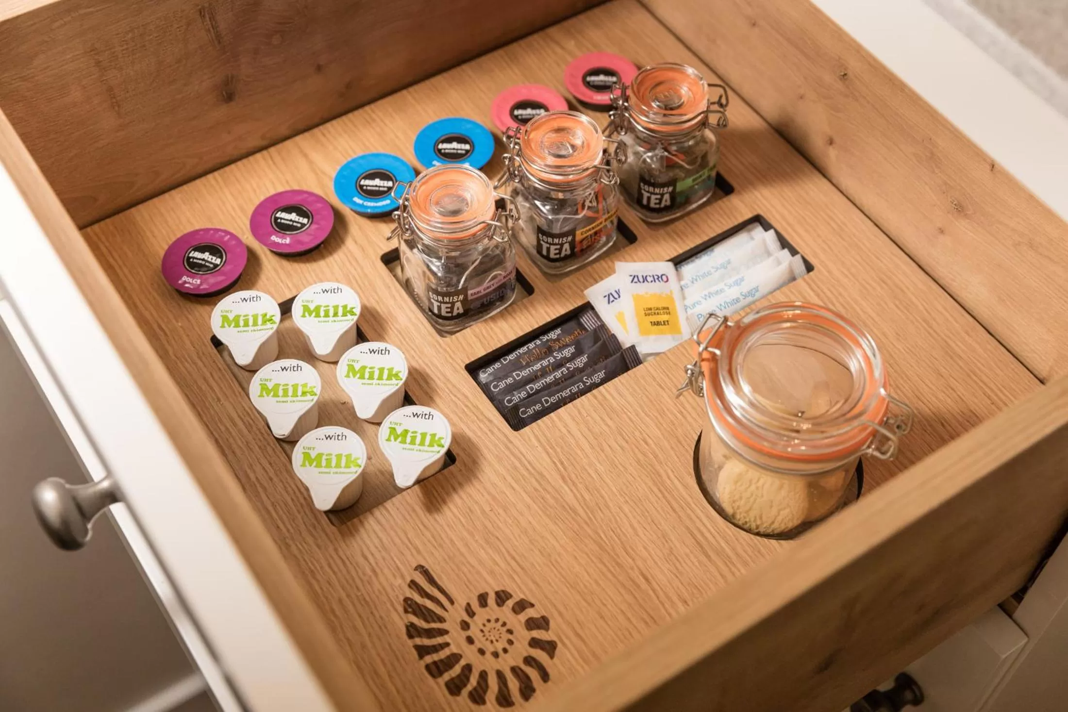 Coffee/tea facilities in St Michaels Resort, Falmouth