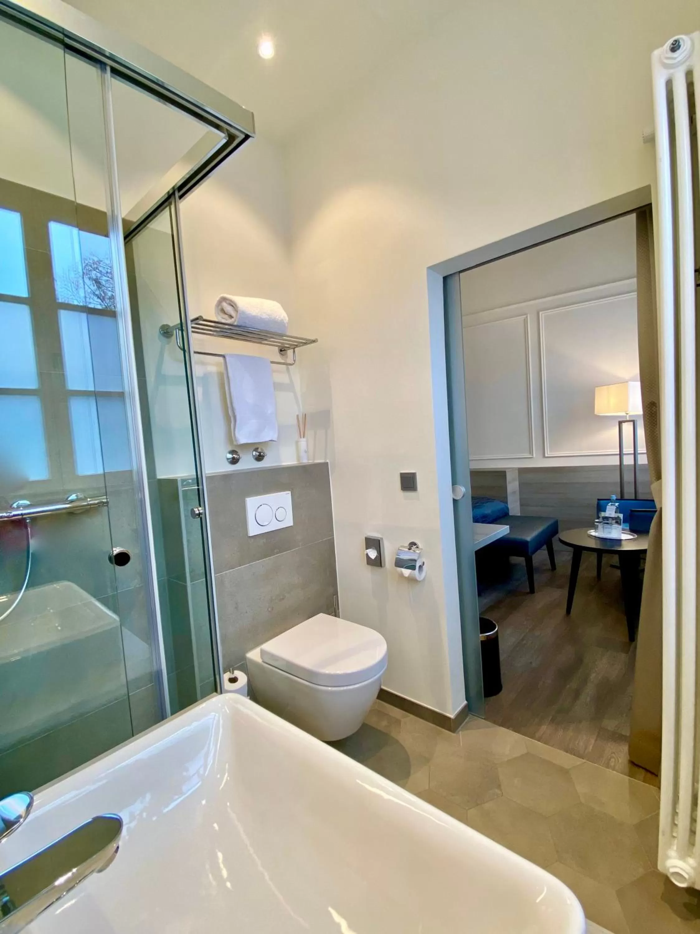 Photo of the whole room, Bed in Hotel Domhof