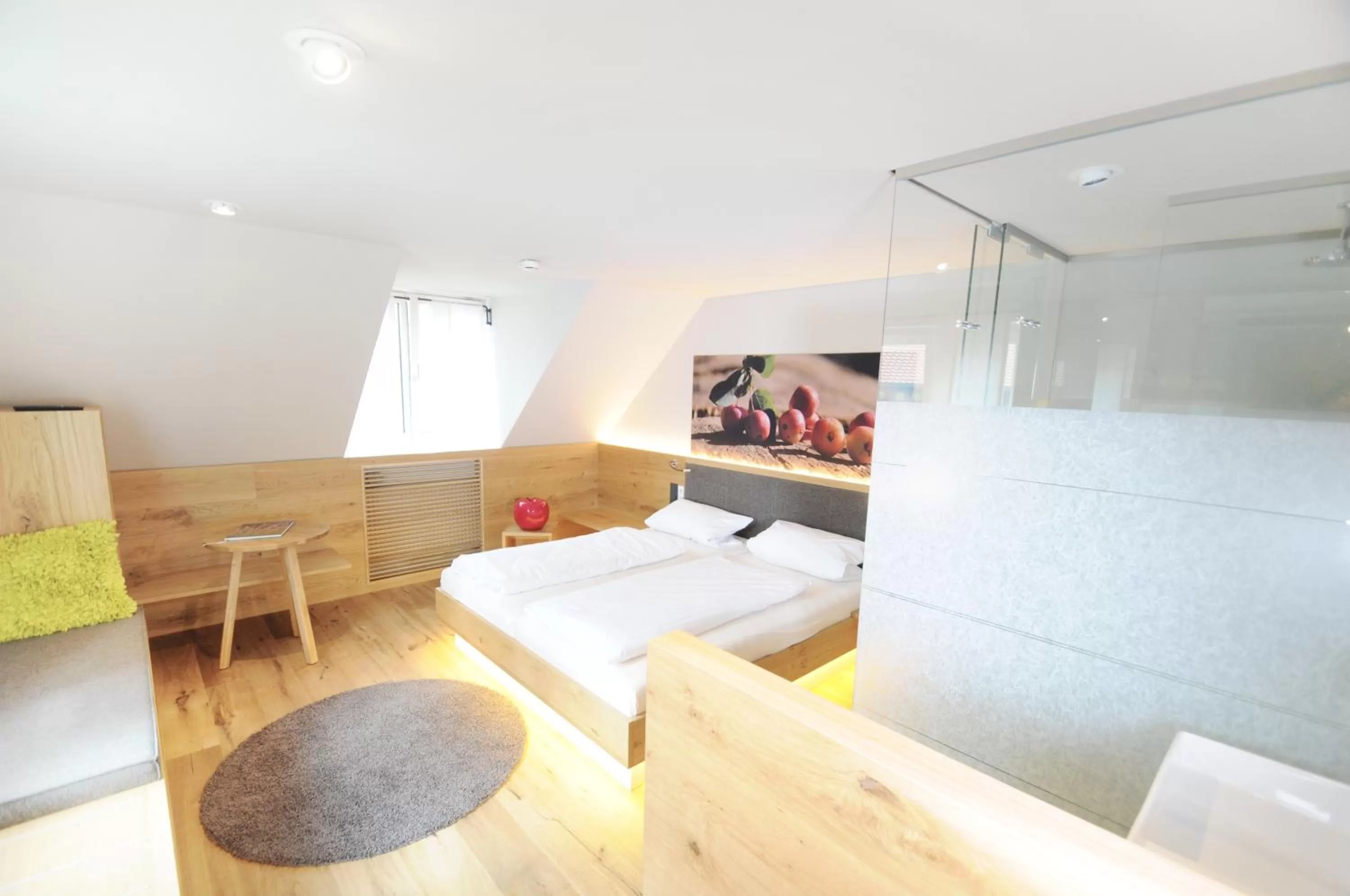 Bedroom, Seating Area in Hotel Waldvogel