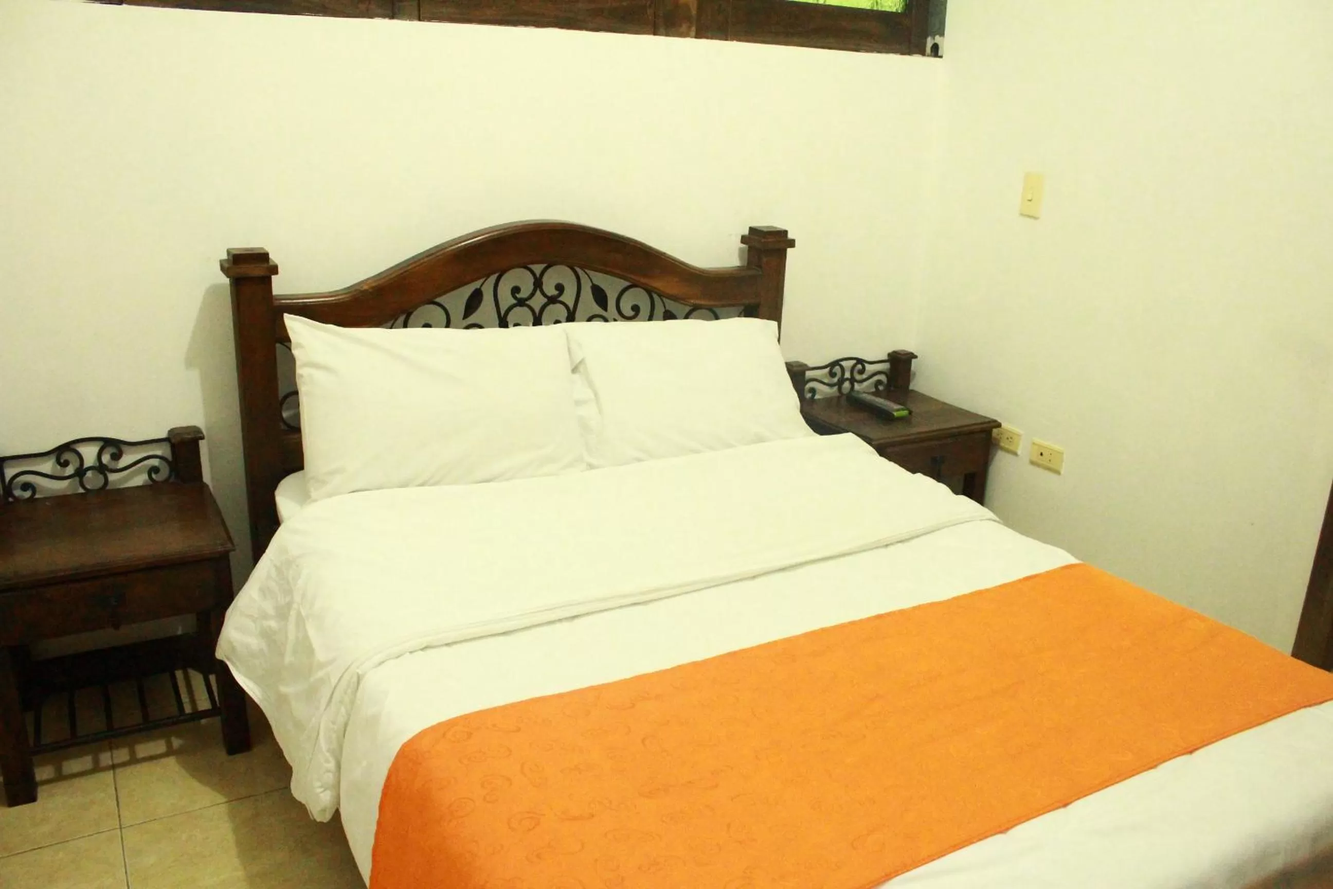 Bed in Hotel Colonial Manizales