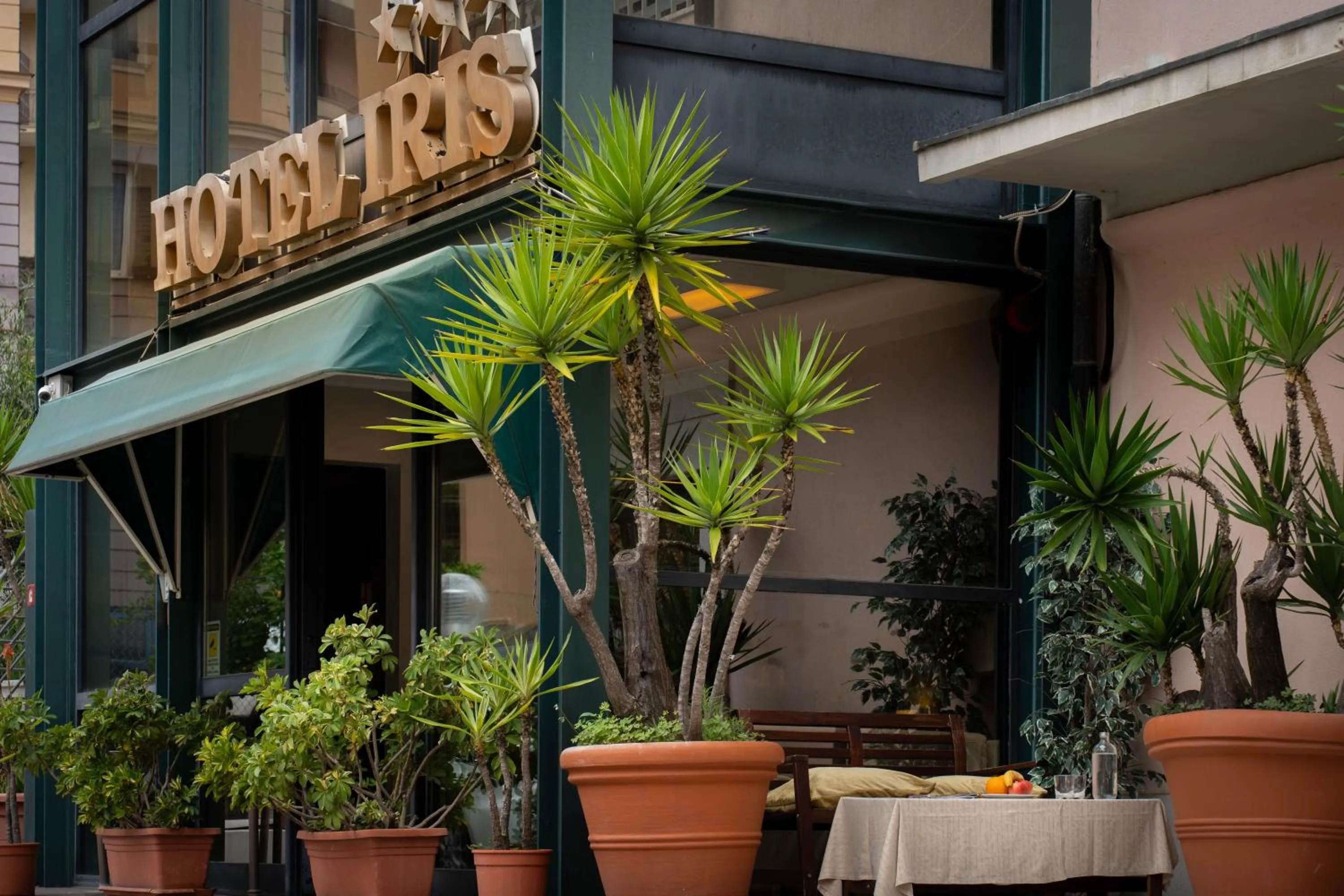 Property building in Hotel Iris