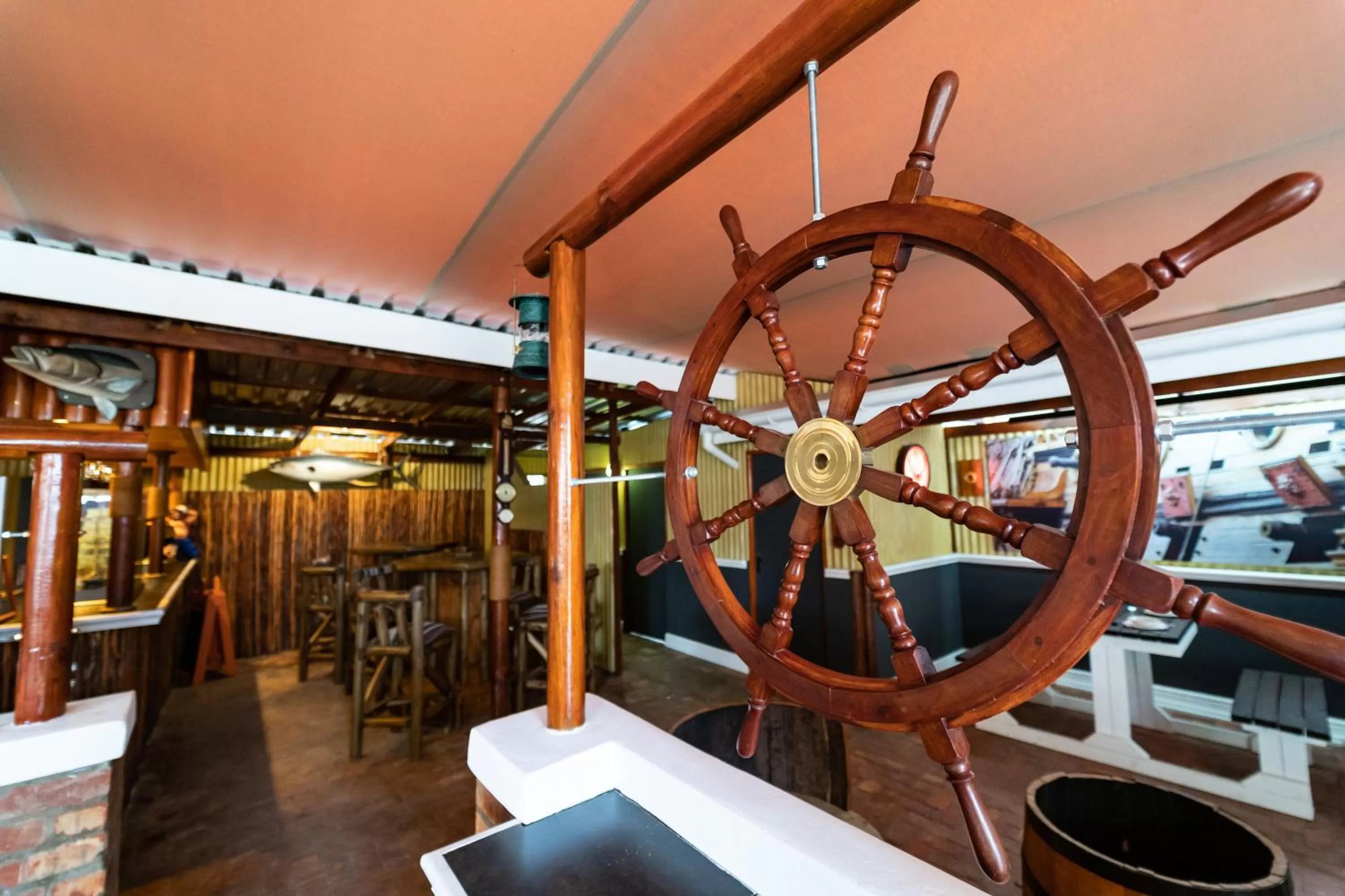 Restaurant/places to eat in Gooderson Knysna Chalets