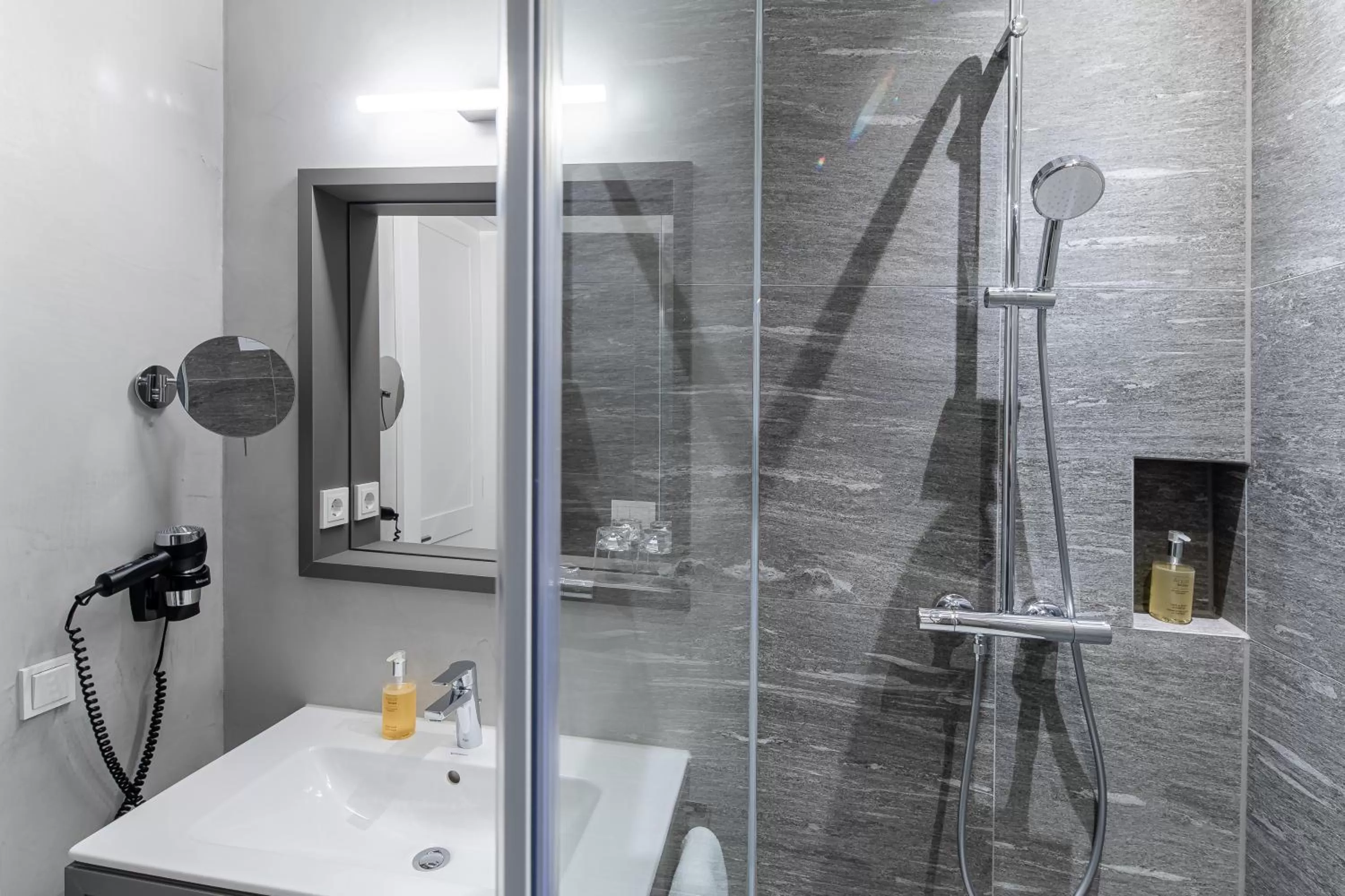 Shower in Villa Rein Boutiquehotel