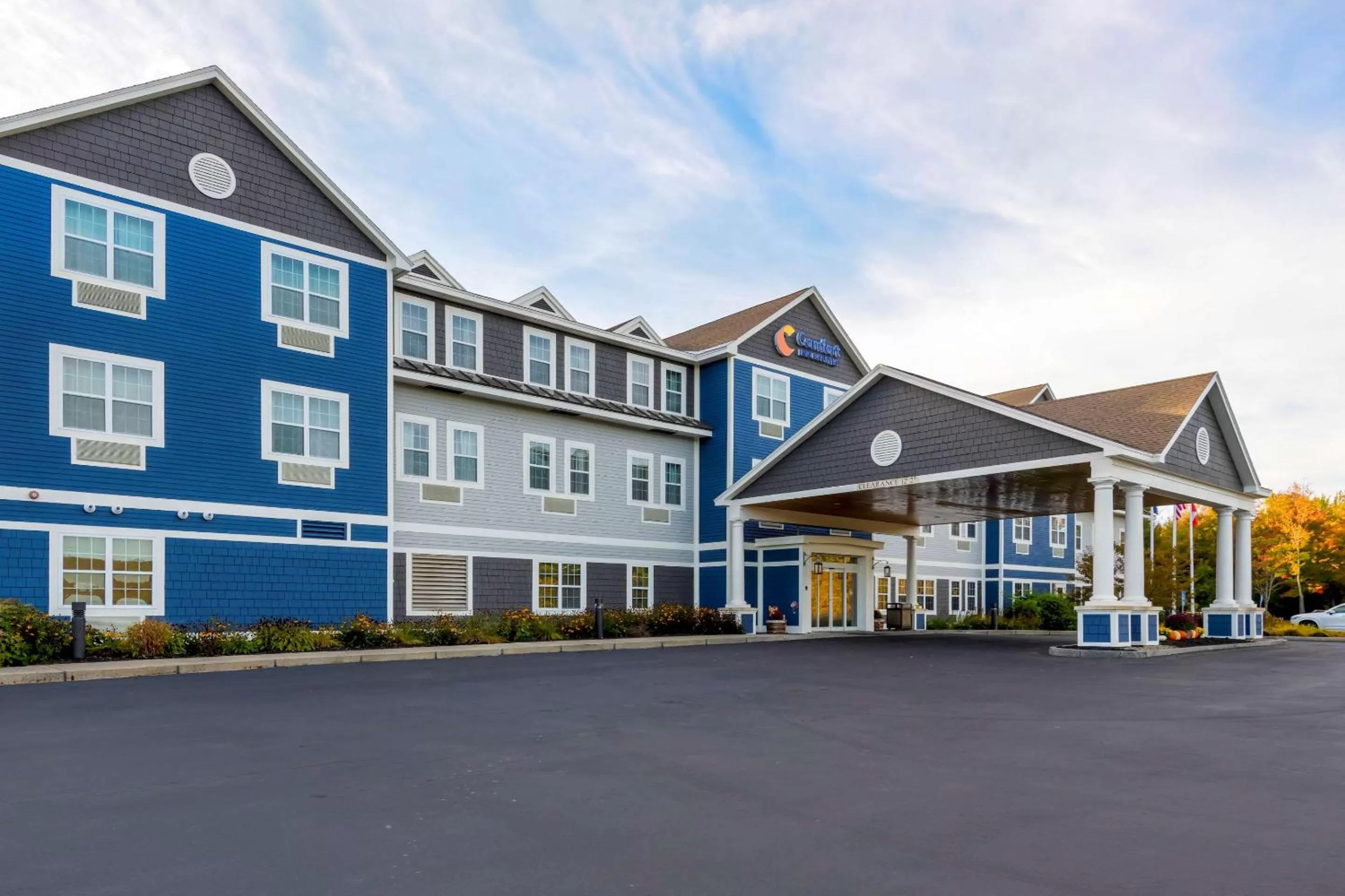 Property building in Comfort Inn & Suites Wilton