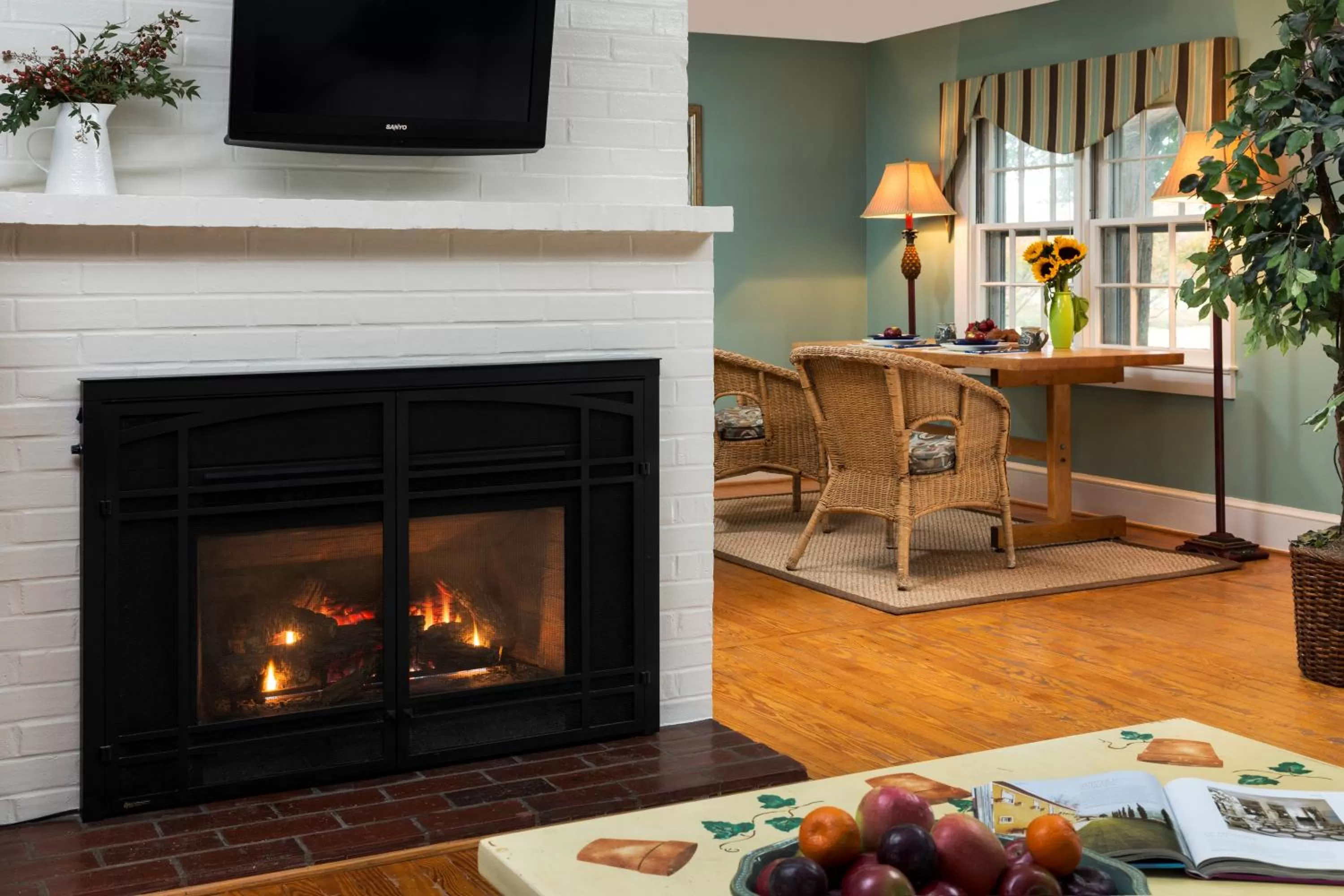 Inn at Huntingfield Creek