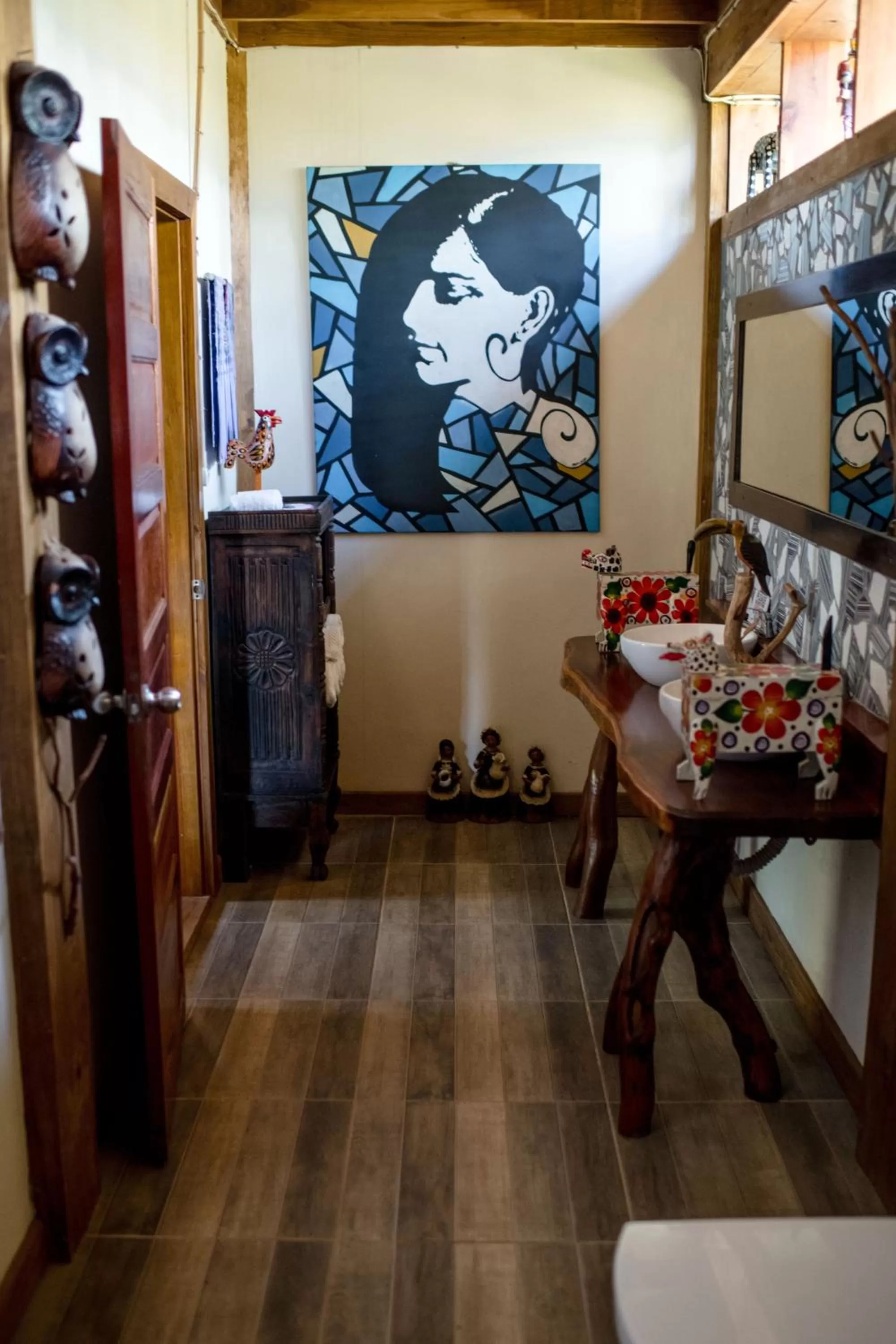 Bathroom in Pine Ridge Lodge