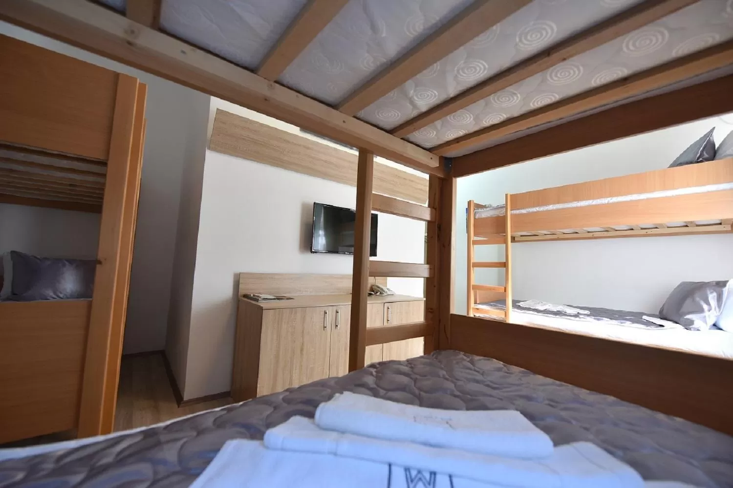 Bed in Villa Nina Hotel & Lounge bar