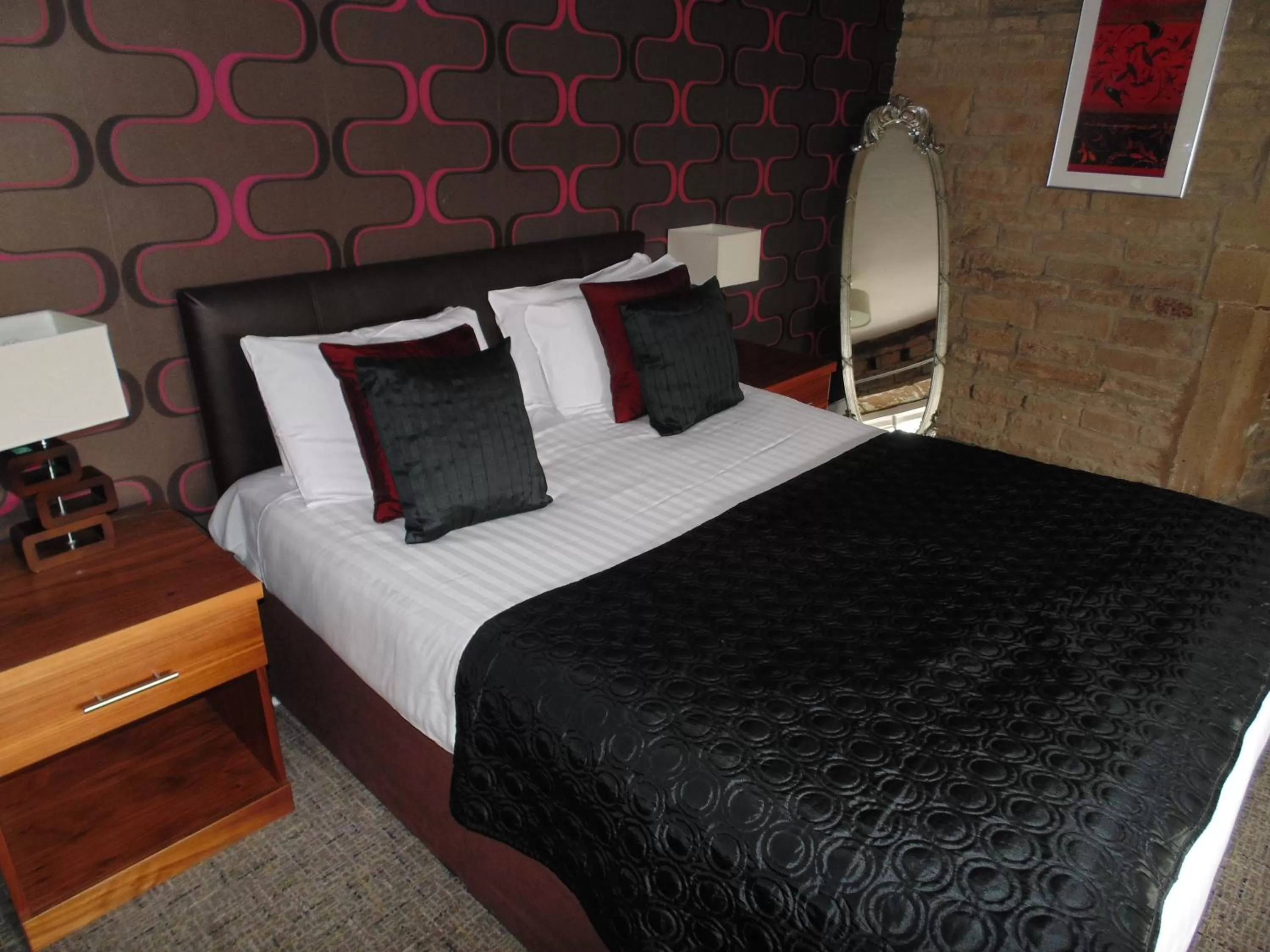 Bed in Best Western Plus Lancashire Manor Hotel