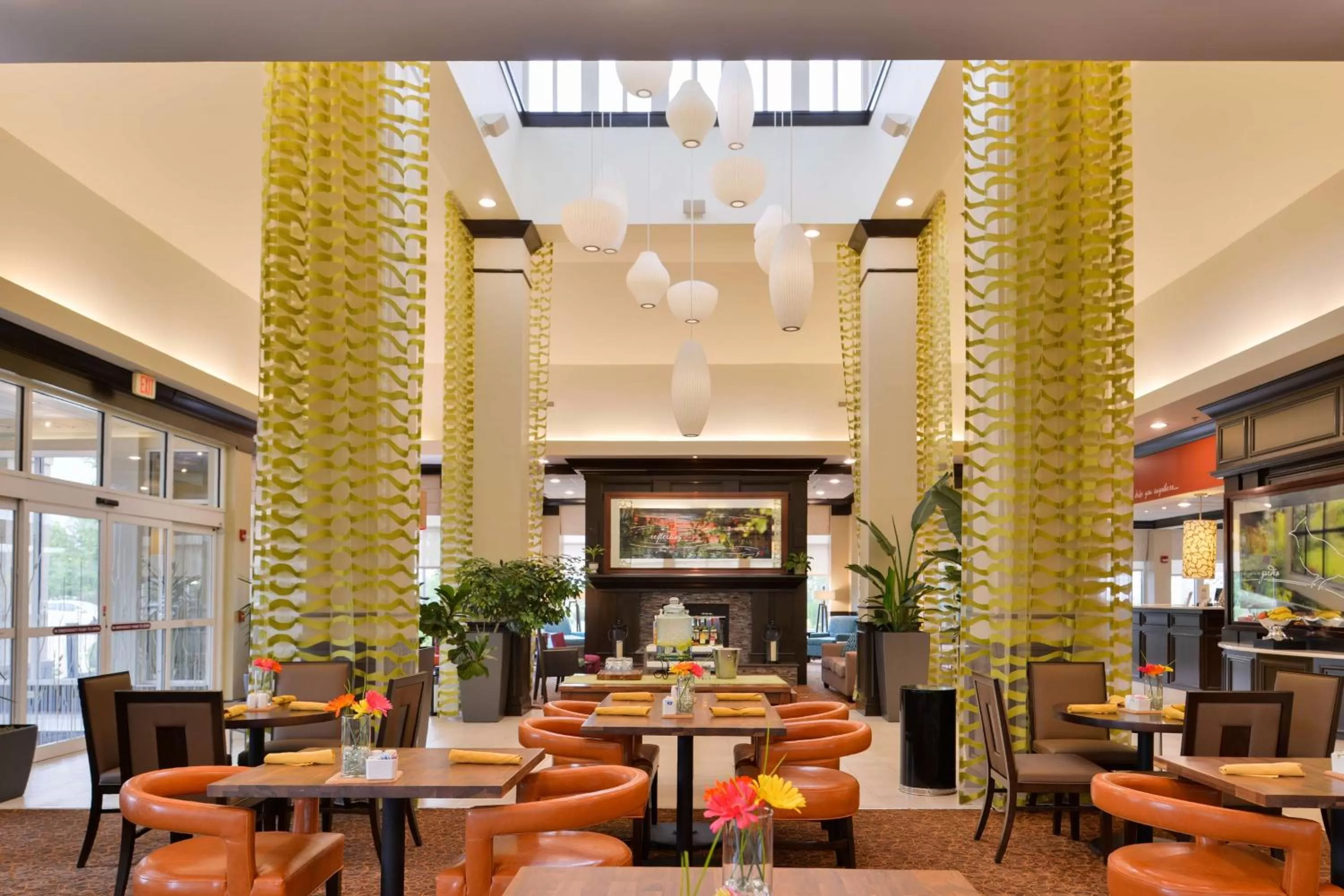 Restaurant/places to eat in Hilton Garden Inn Indianapolis/Carmel