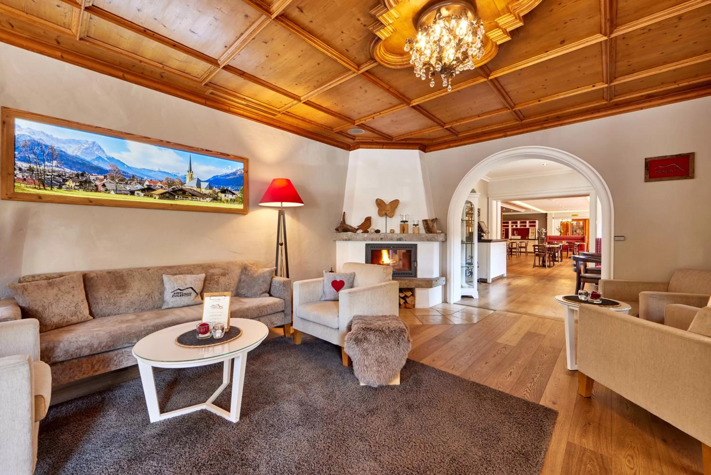 Lobby or reception in Hotel Zugspitze