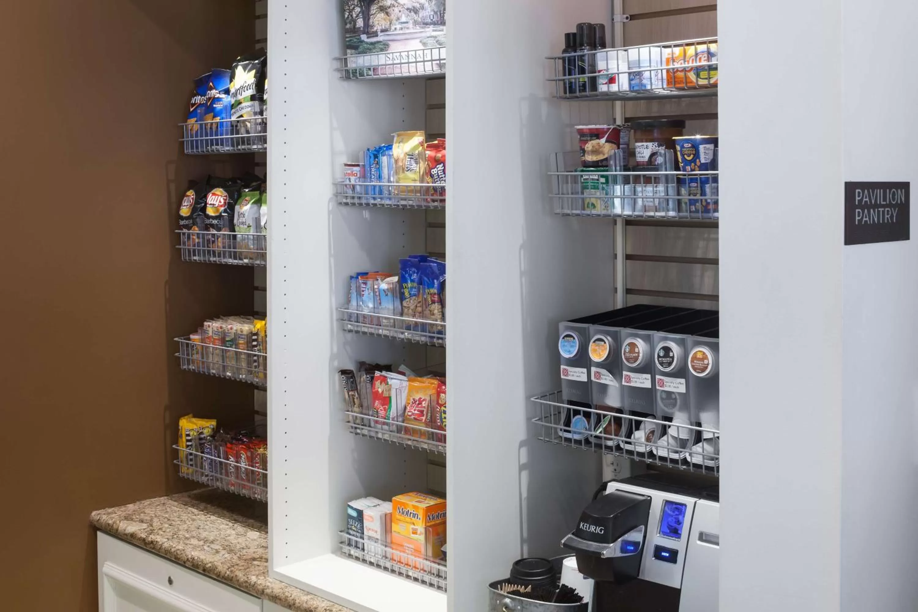 Restaurant/places to eat in Hilton Garden Inn Savannah Airport