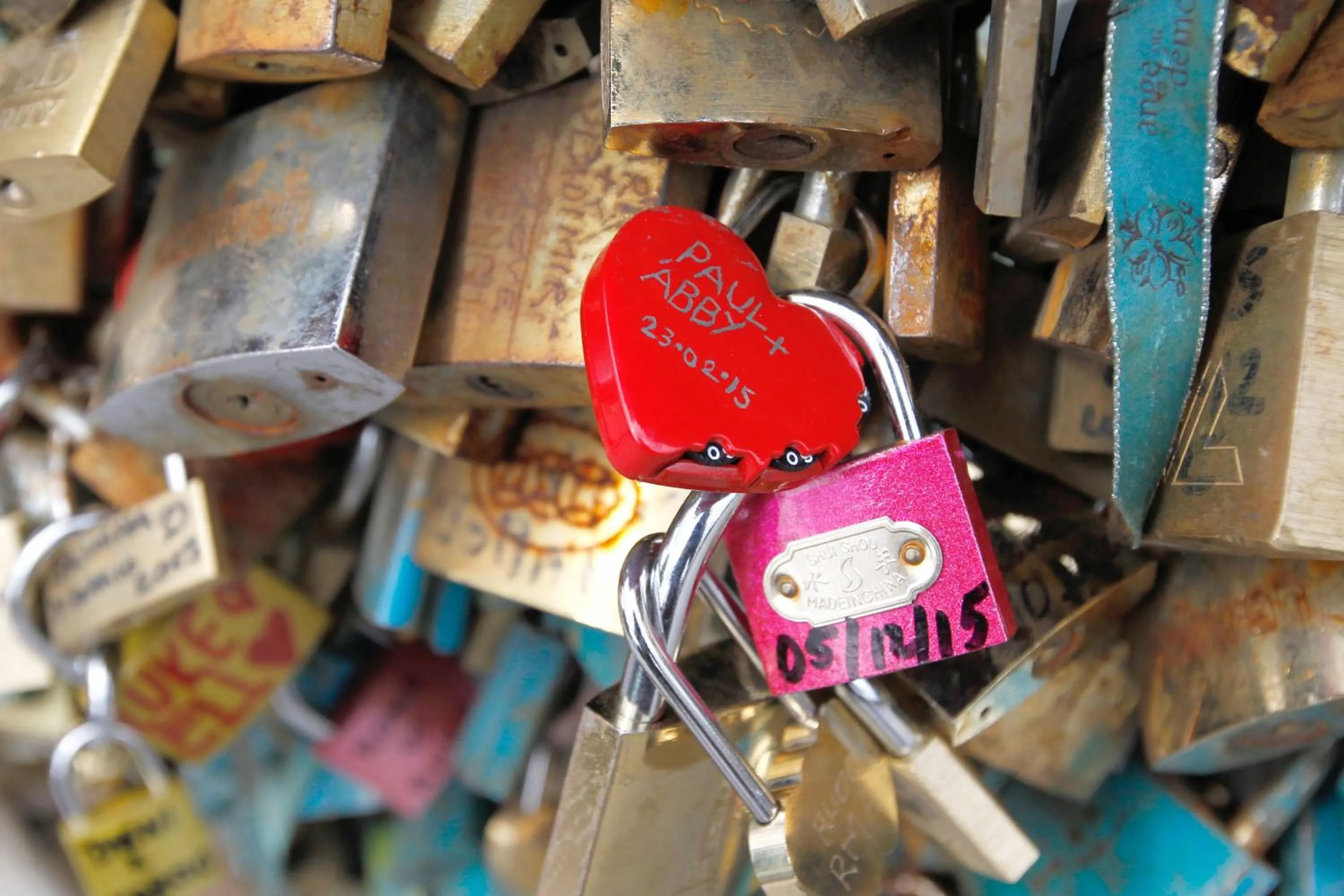 Nearby landmark in Hotel des Deux-Iles - Notre-Dame
