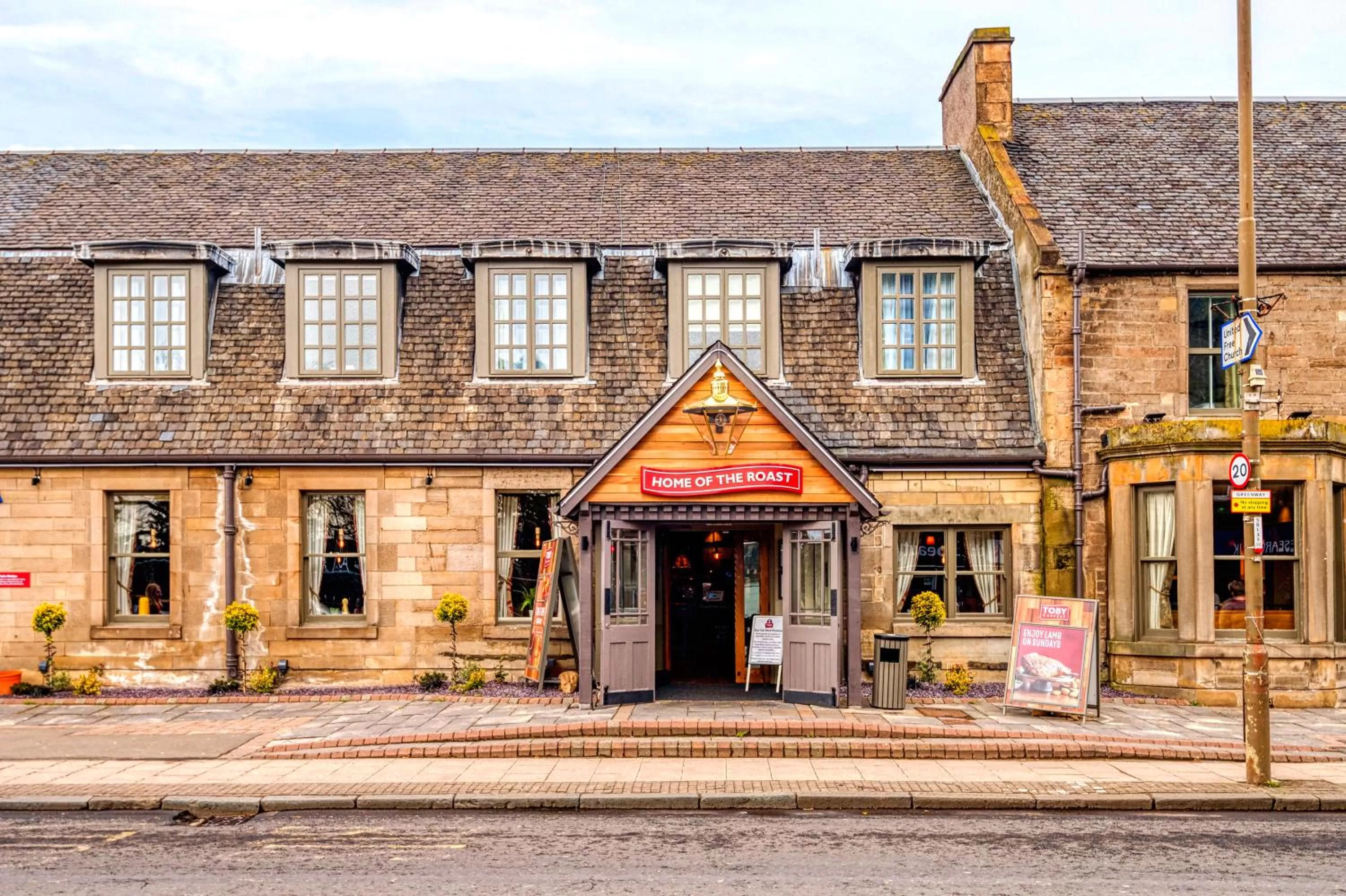 Property building in Toby Carvery Edinburgh West by Innkeeper's Collection