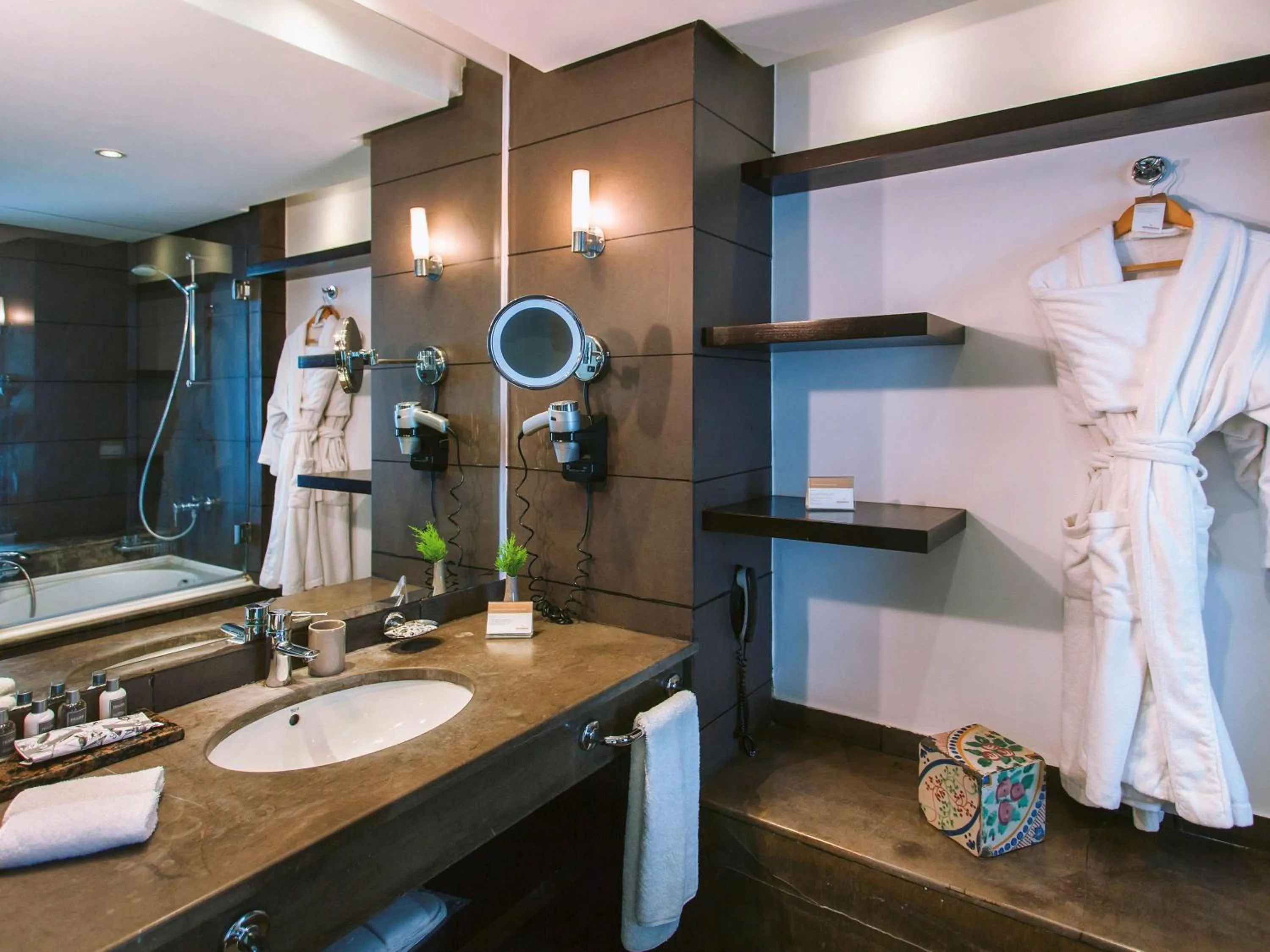 Photo of the whole room in Mövenpick Hotel Gammarth Tunis