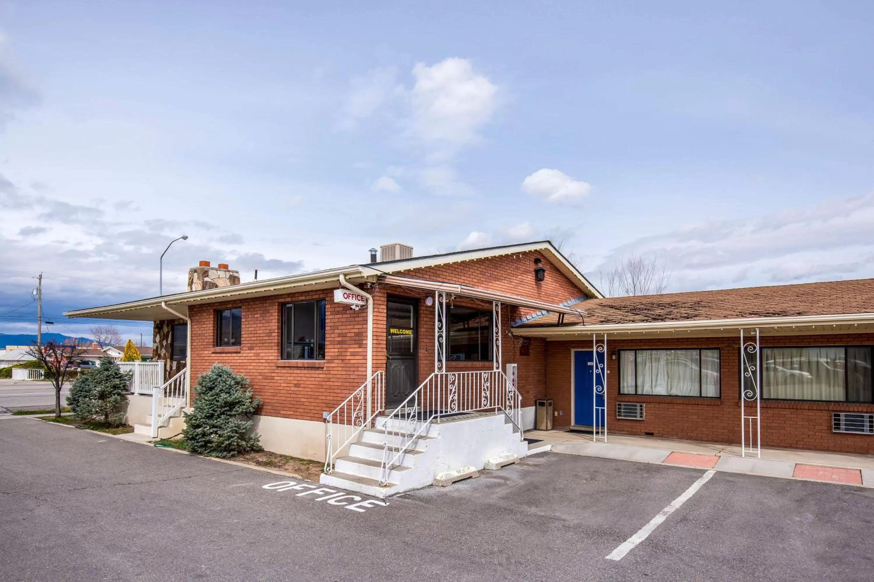 Property building in Motel 6 Tremonton, Utah