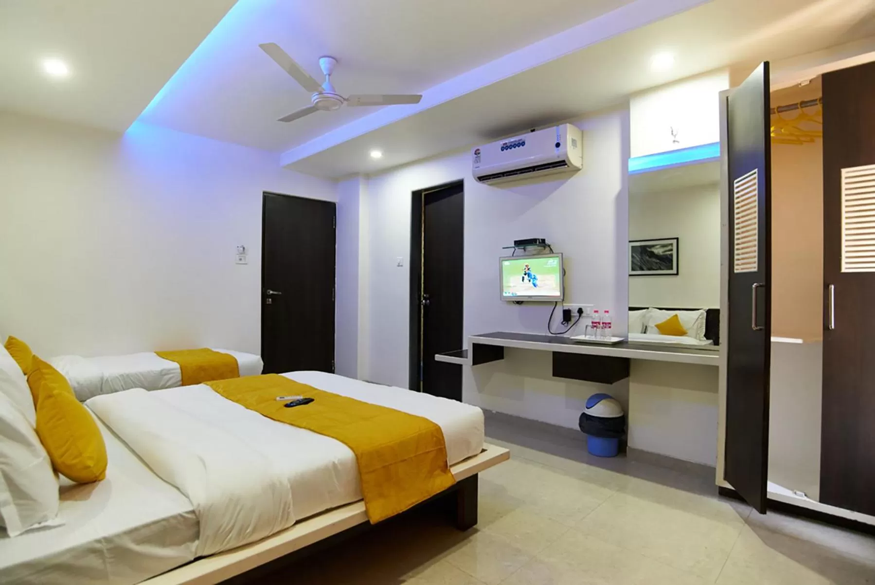 air conditioner, Bed in Hotel Sai Bansi