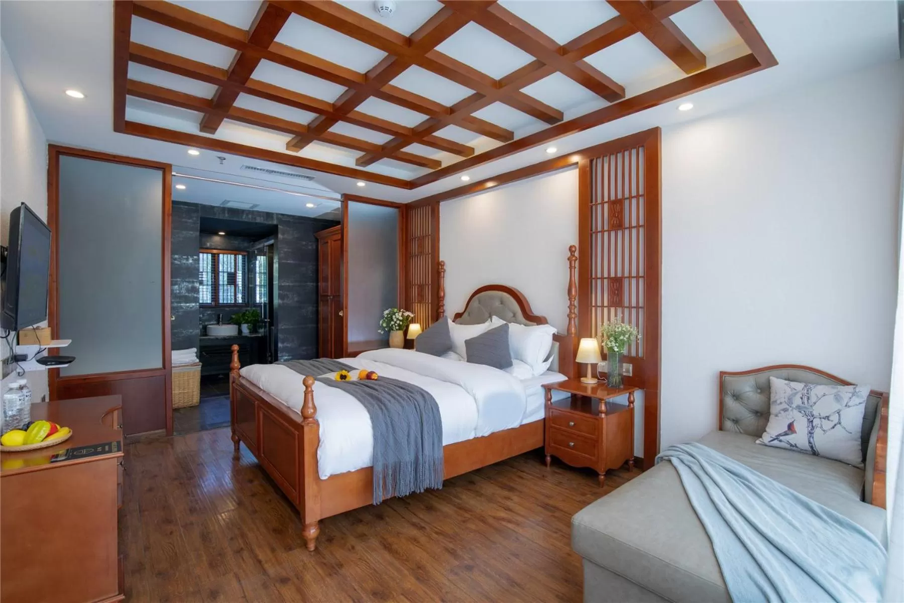 Bed in Lijiang Gemmer Hotel