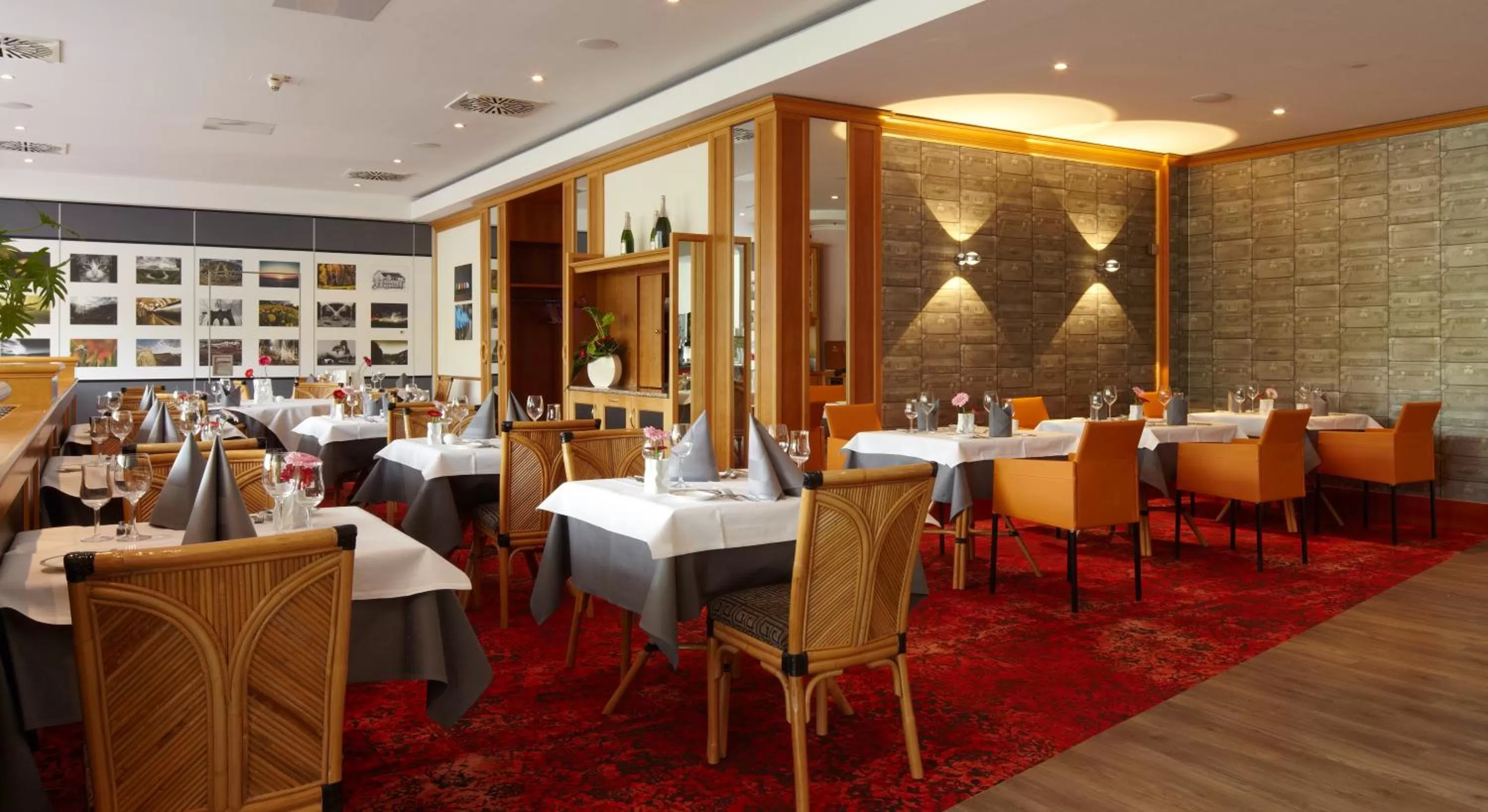 Restaurant/places to eat in Parkhotel Weiskirchen