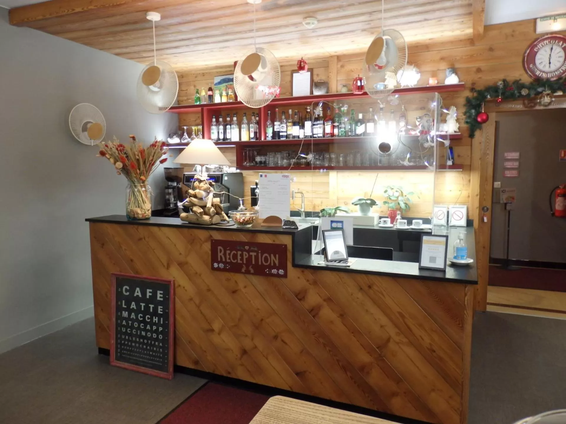 Lobby or reception in Hôtel Viallet