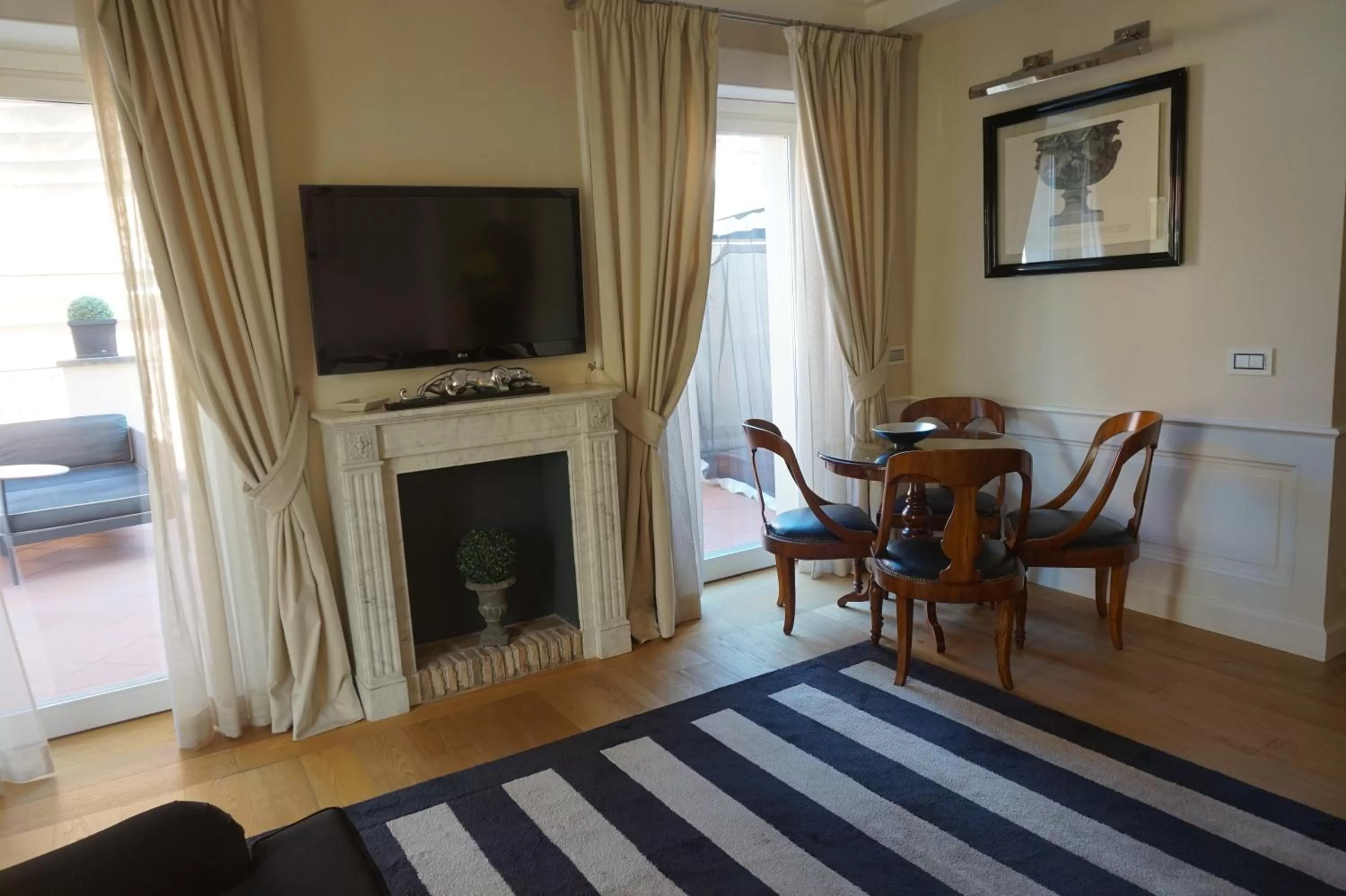 Living room in Trevi Palace Luxury Inn