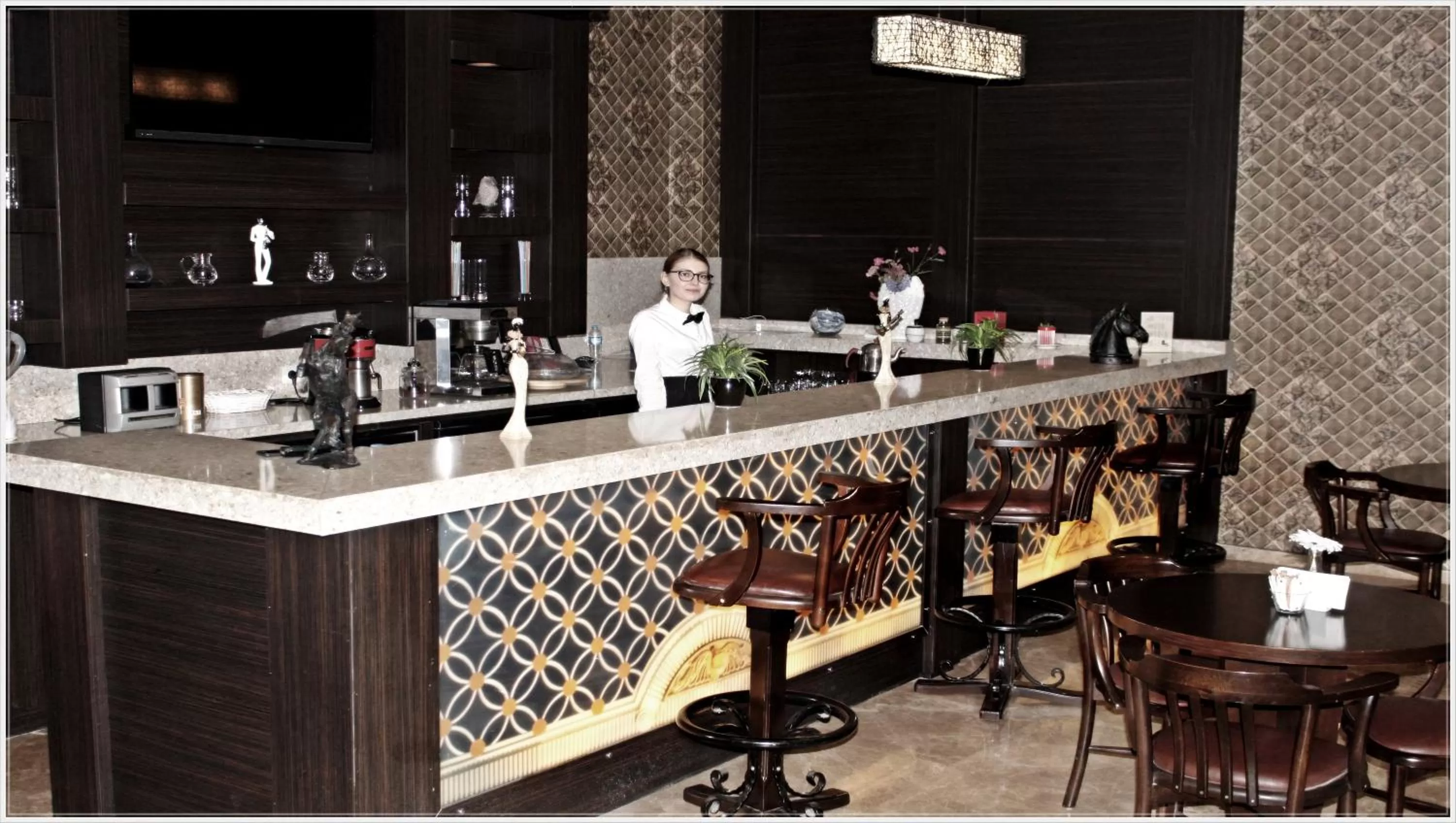 Lounge or bar in Grand Asya Hotel