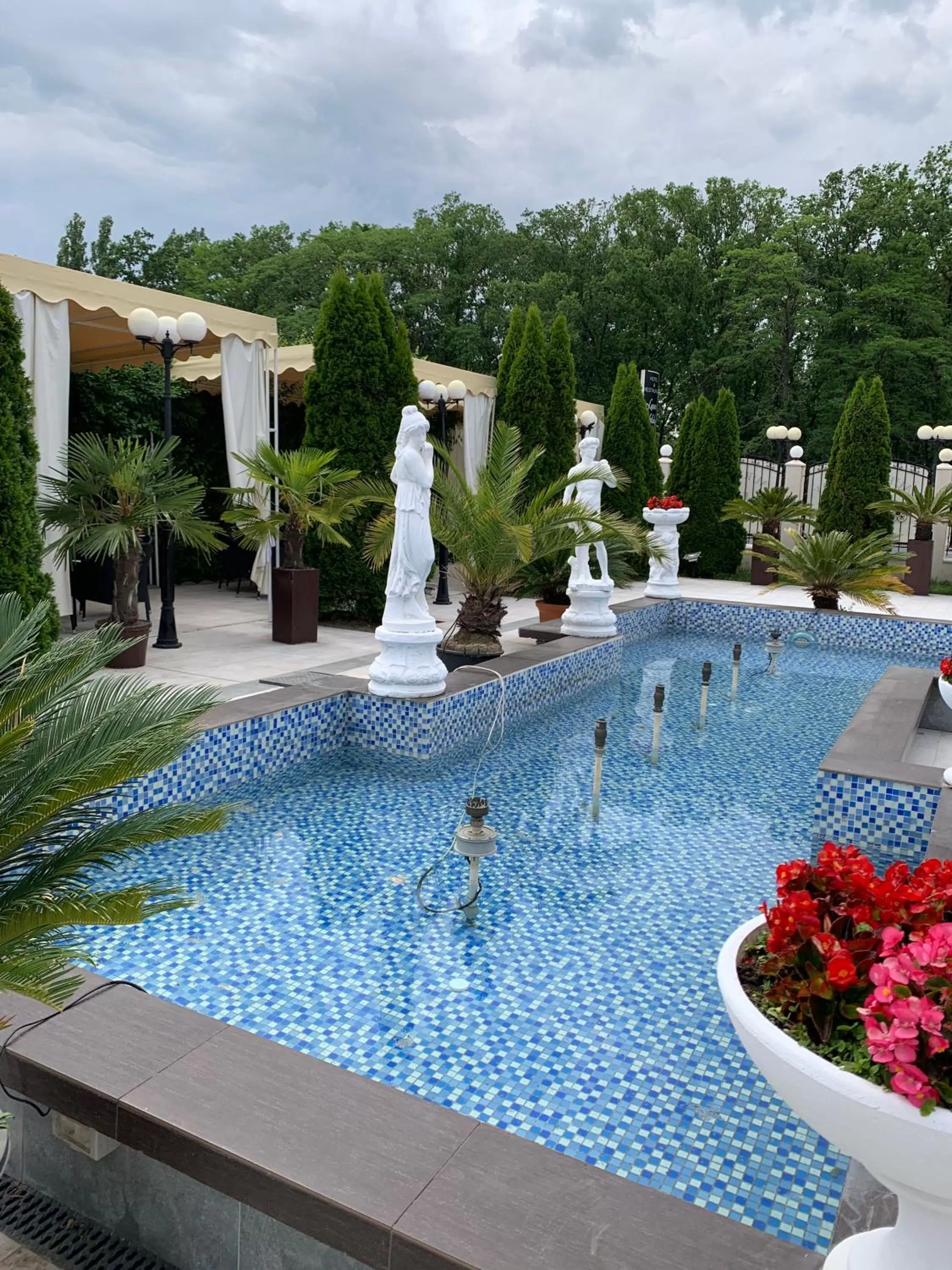 Swimming Pool in Laura Holiday