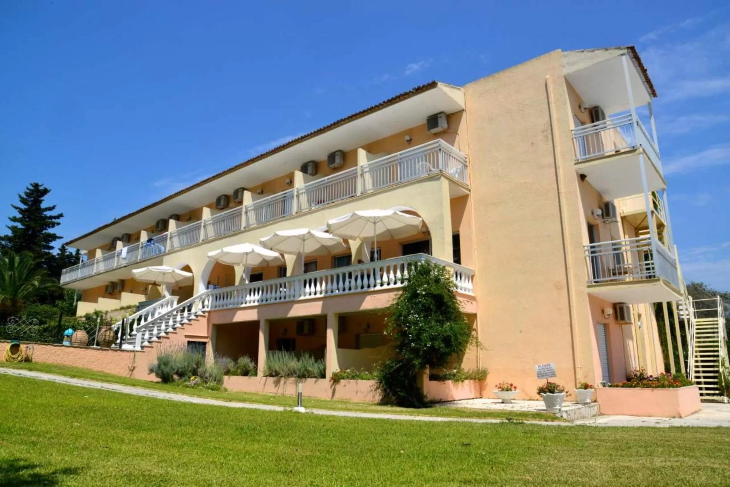 Property building in Primavera Hotel