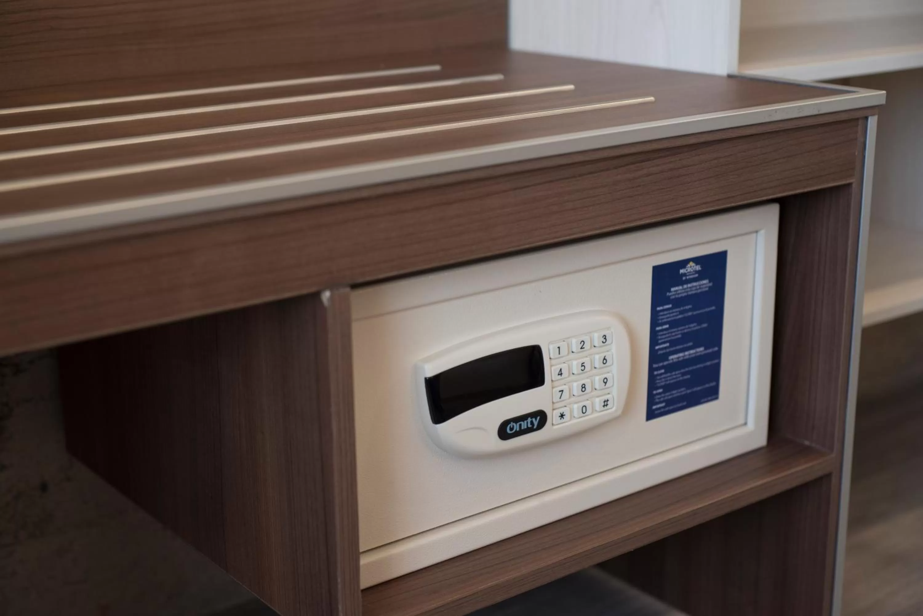 Coffee/tea facilities in Microtel Inn & Suites by Wyndham Irapuato