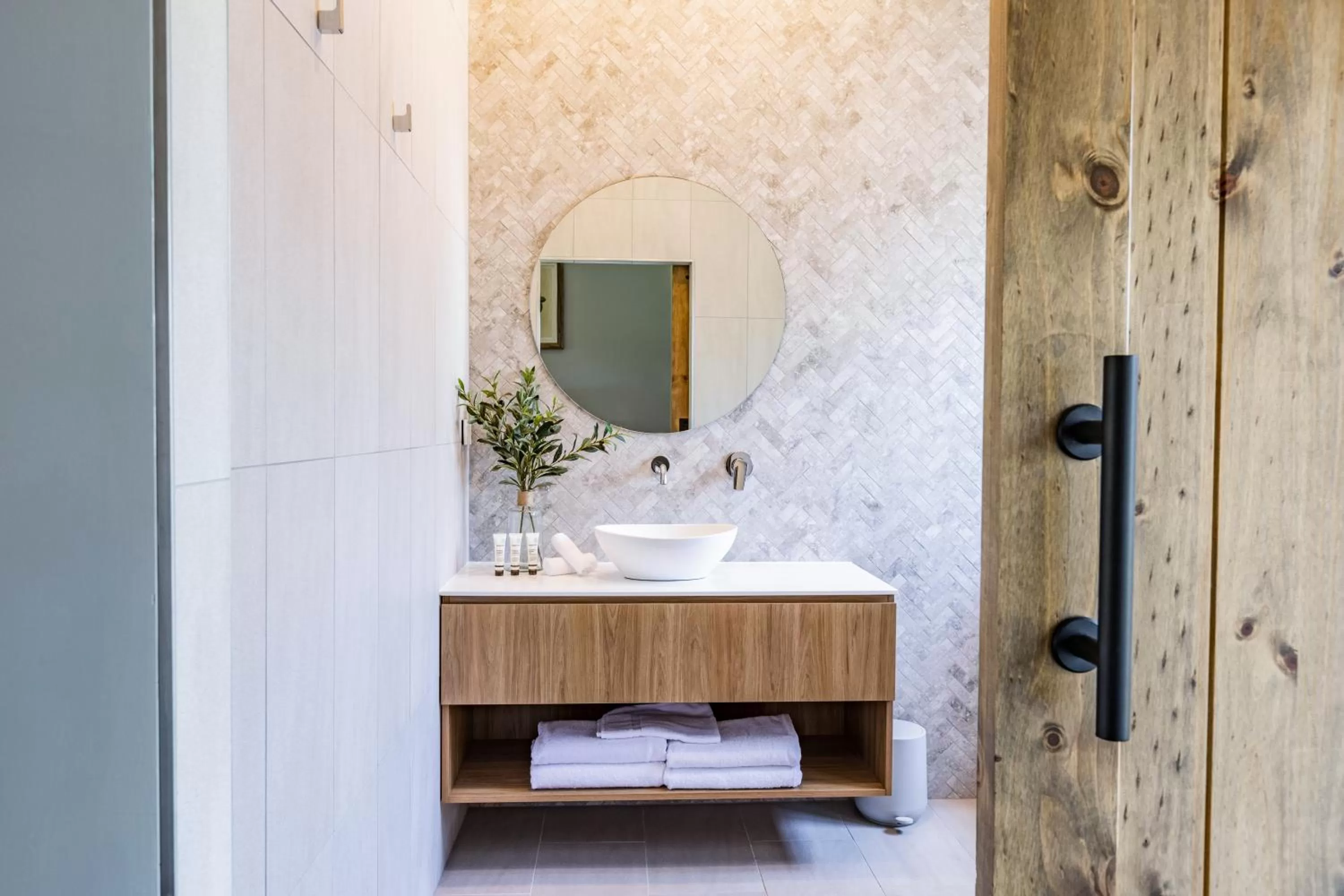 Bathroom in Camden Valley Inn