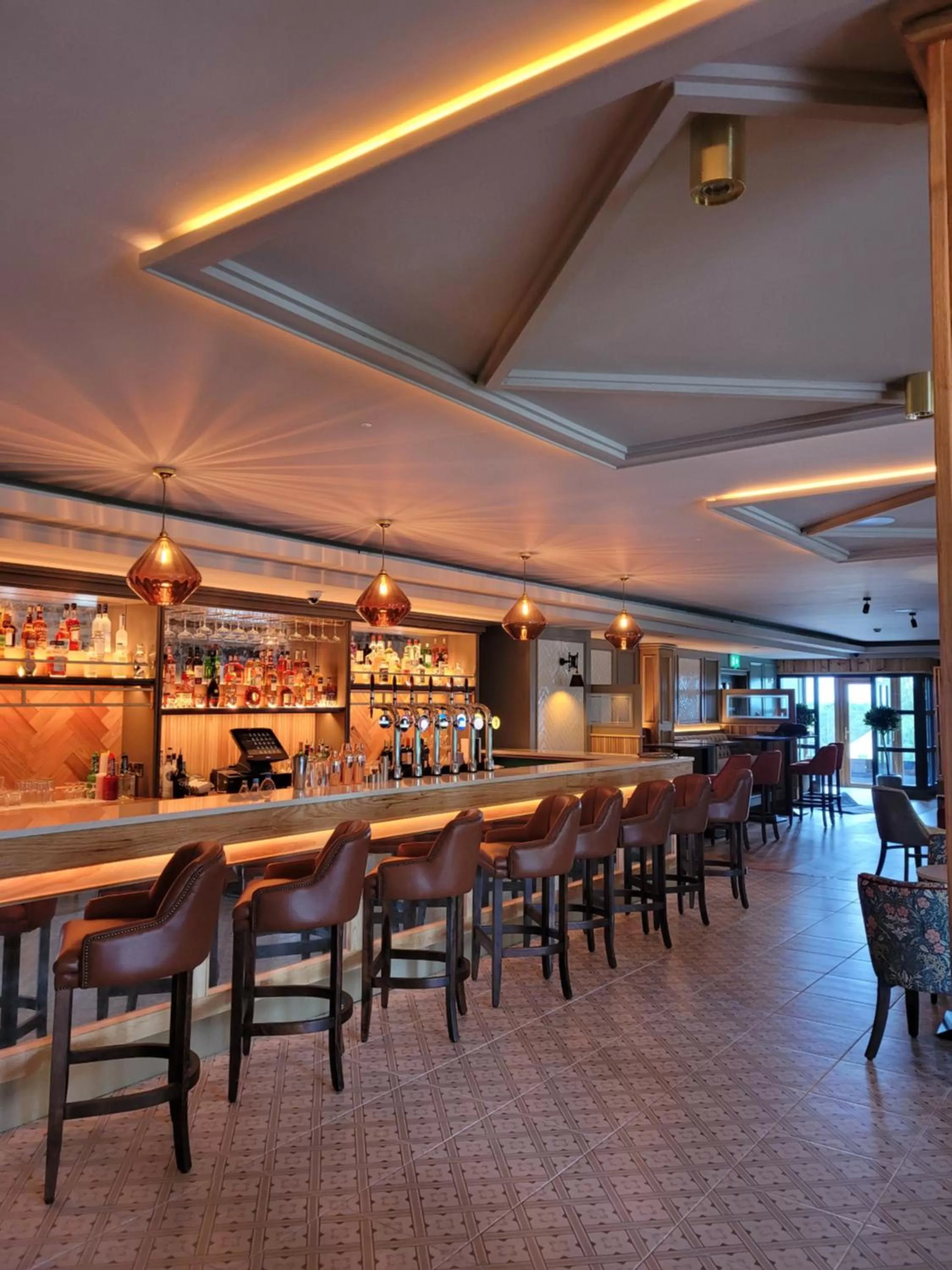 Restaurant/places to eat in Seagoe Hotel