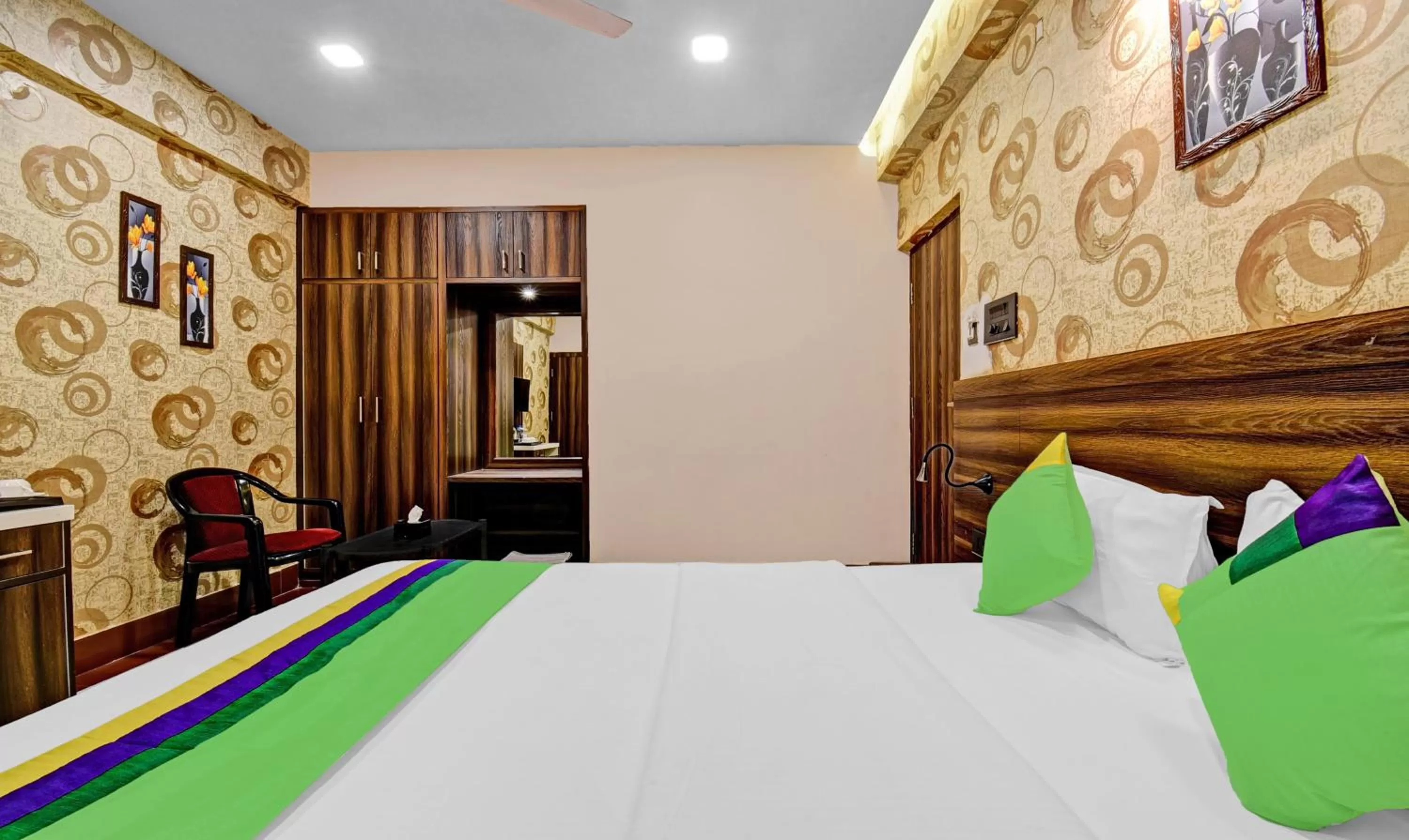 Bedroom, Bed in Treebo Trend The Pearl Bliss