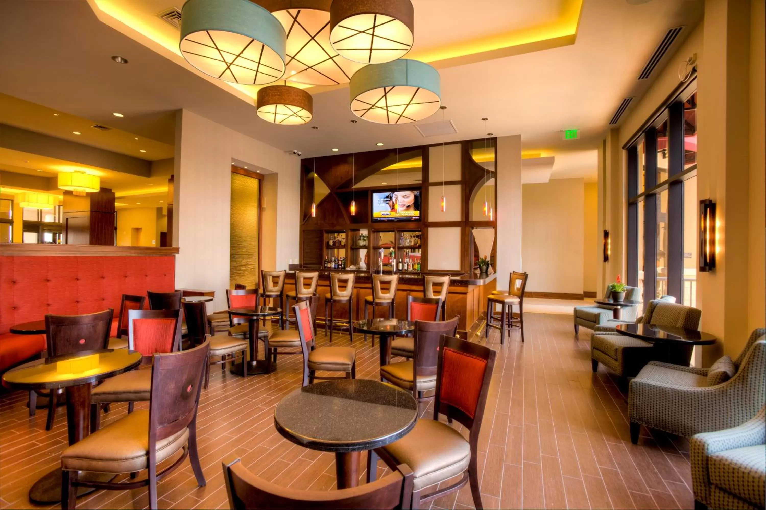 Restaurant/Places to Eat in Ramada Suites By Wyndham Orlando International Drive