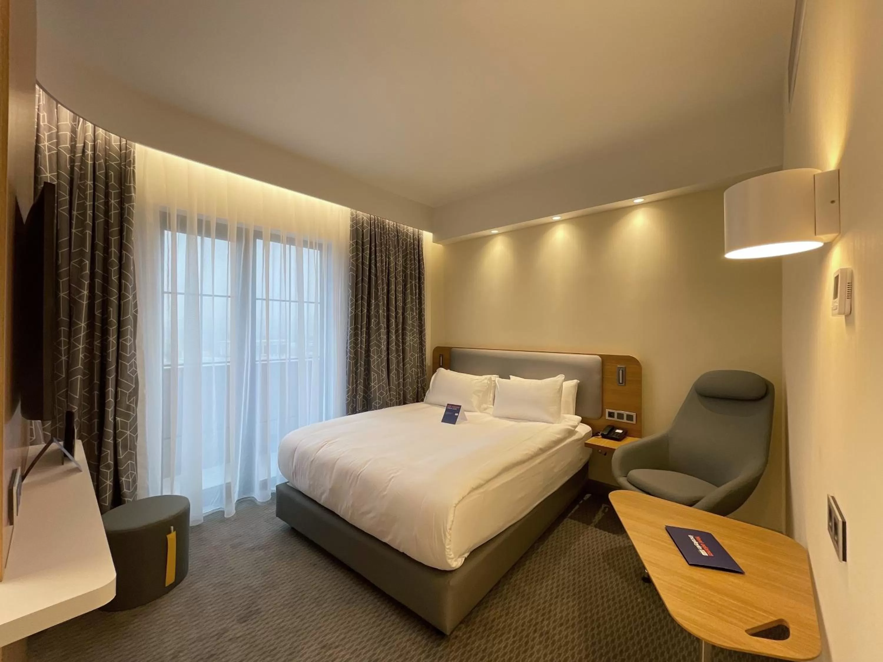 Bedroom, Bed in Holiday Inn Express - Ankara - Airport by IHG